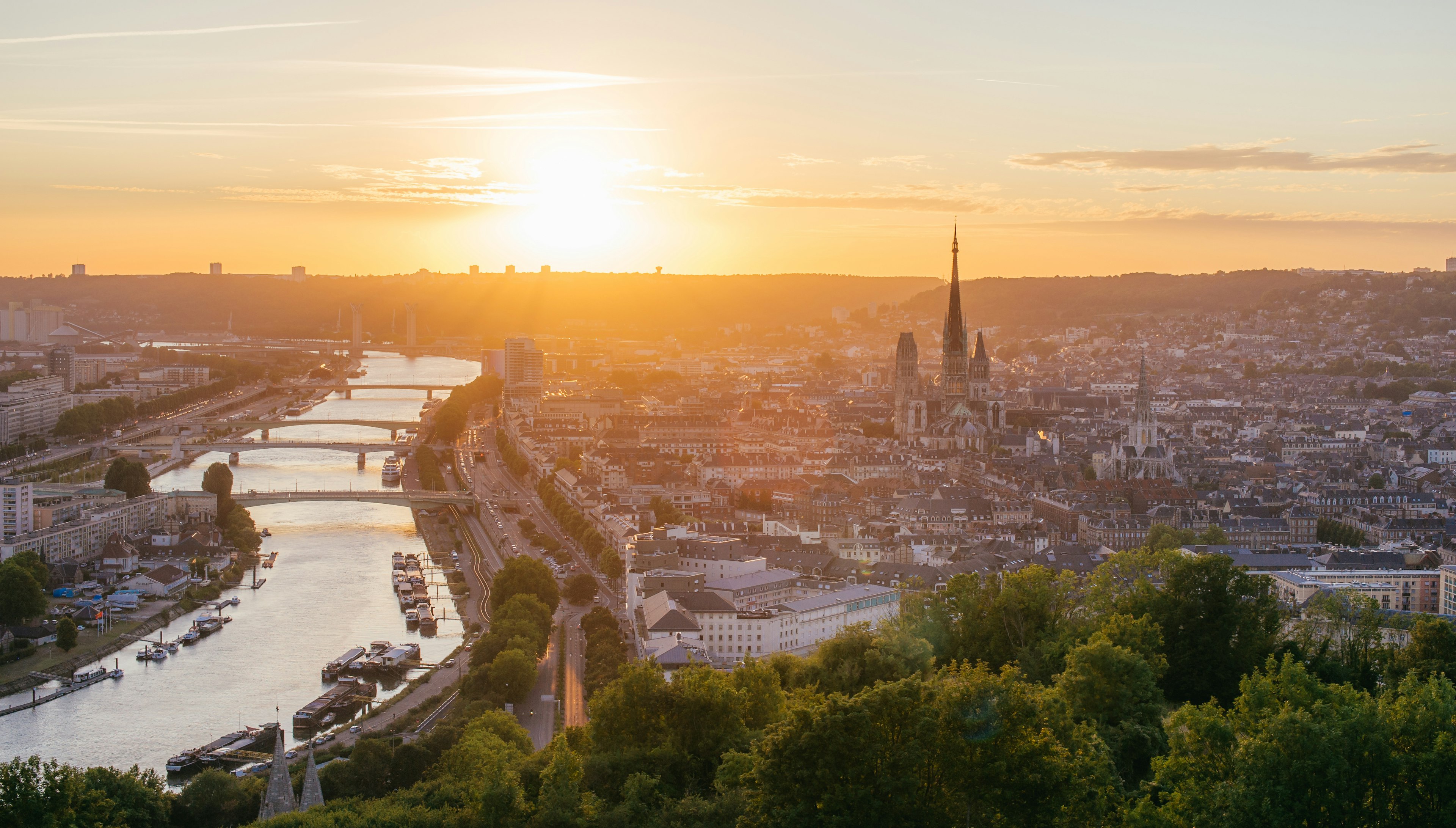 paysage, rouen, cathédrale, voyage, soleil couchant, ville, europe, normandie, france, seine, fleuve, foret, côte, sainte-catherine, ciel bleu, nature, outdoors, scenery, sky, city, landscape, cityscape, urban, sunrise, metropolis