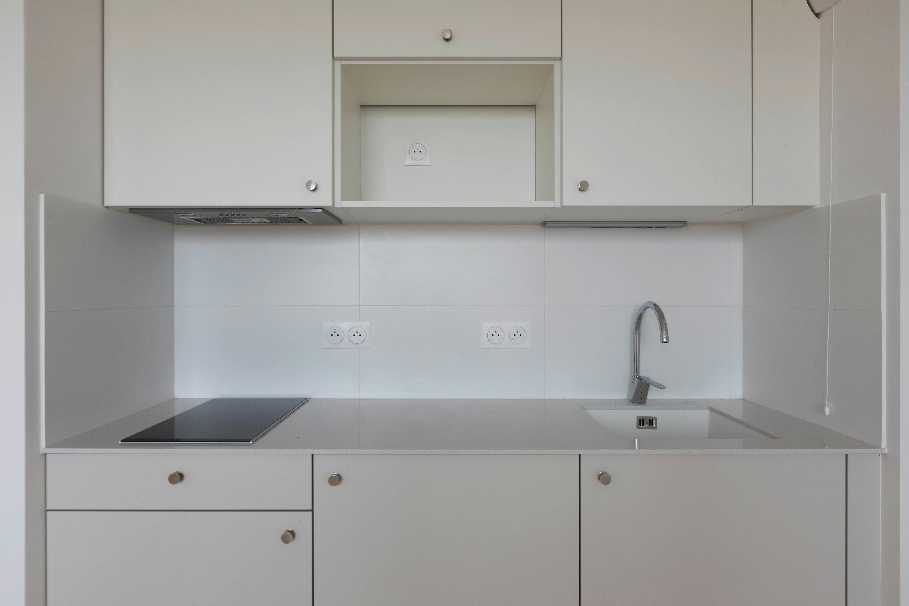 sink, sink faucet, indoors, kitchen, cooktop