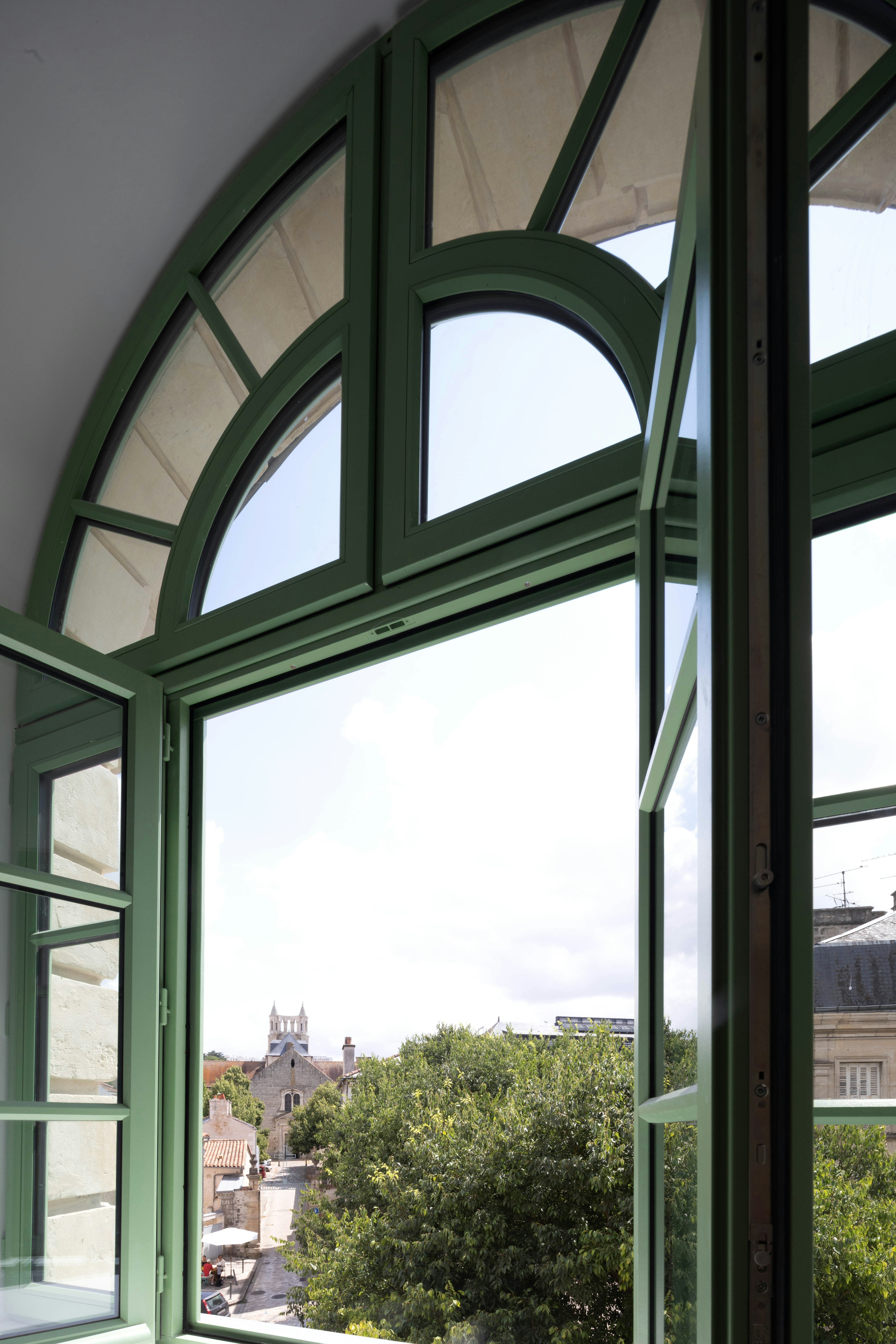 window, french window