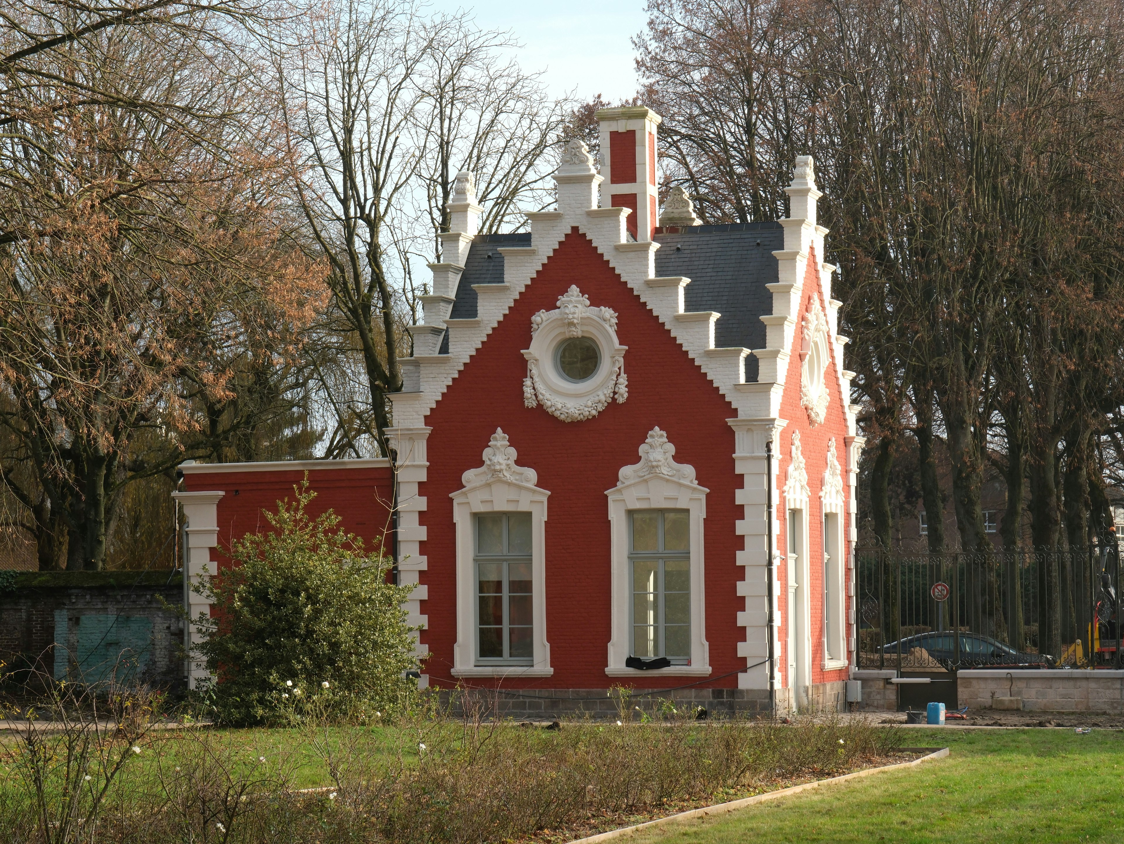 building, cottage, house, housing, villa, grass, plant, car, arch, gothic arch