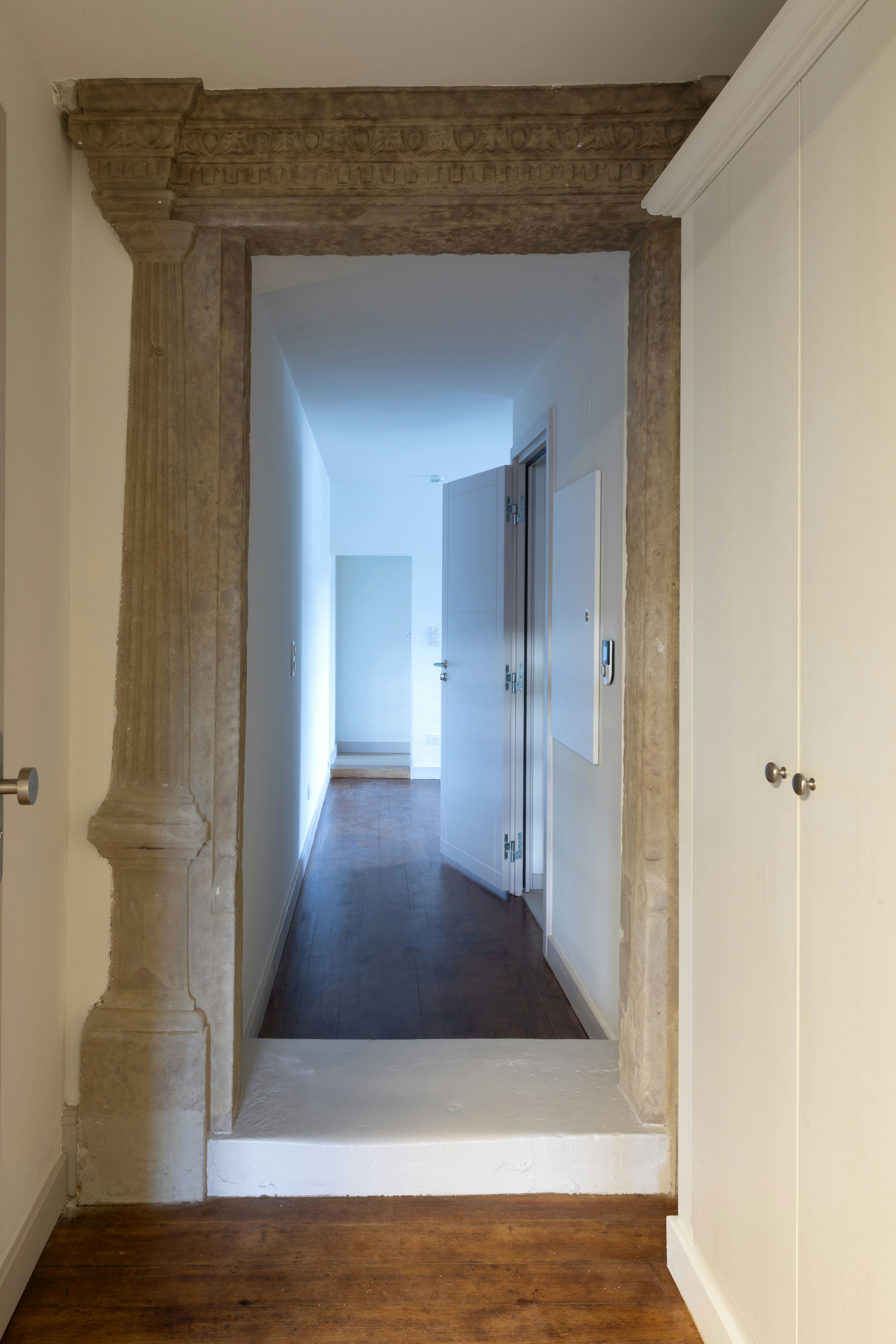 indoors, interior design, floor, flooring, architecture, building, corridor