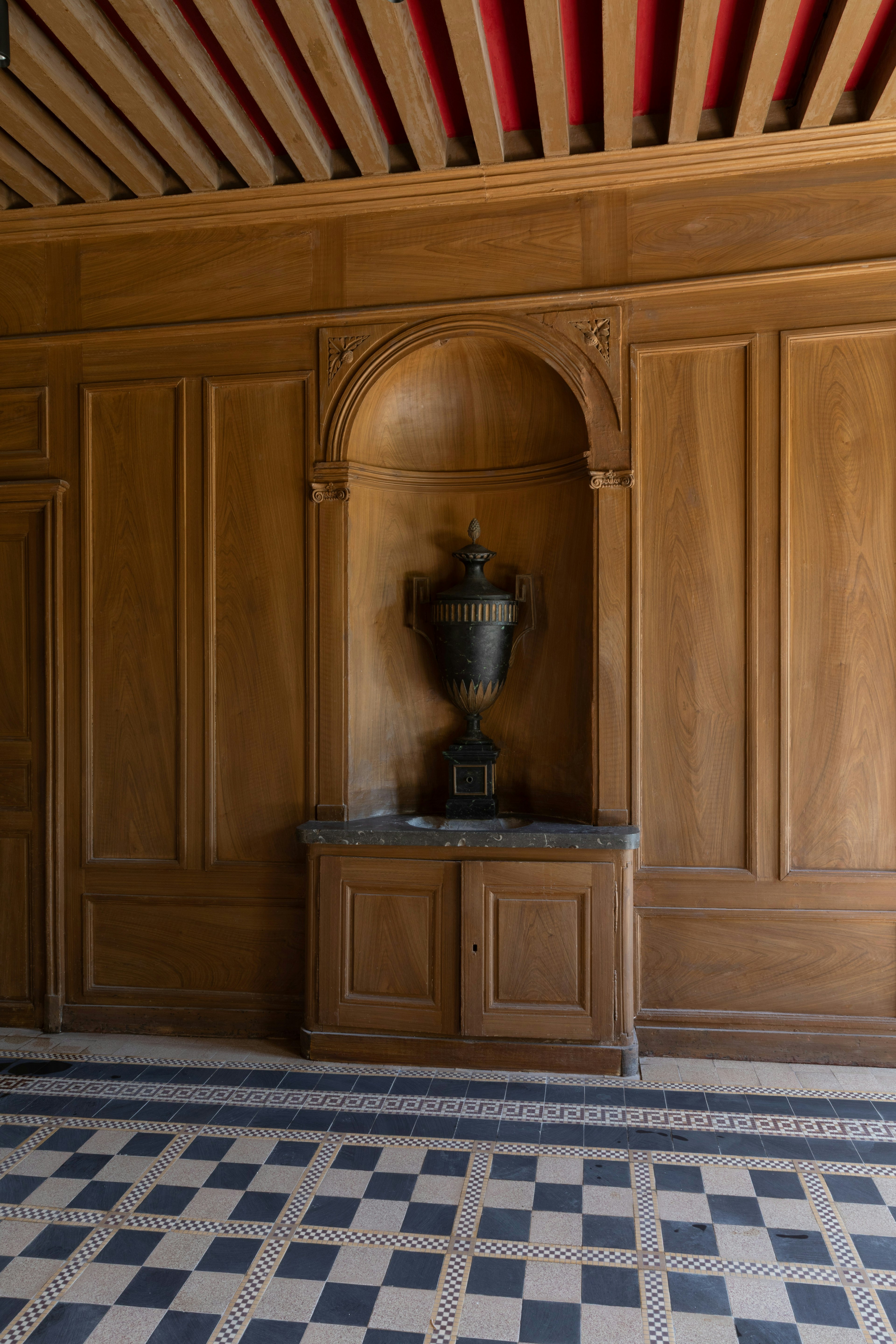 indoors, interior design, floor, flooring, wood, closet, cupboard, furniture, corner, wood panels