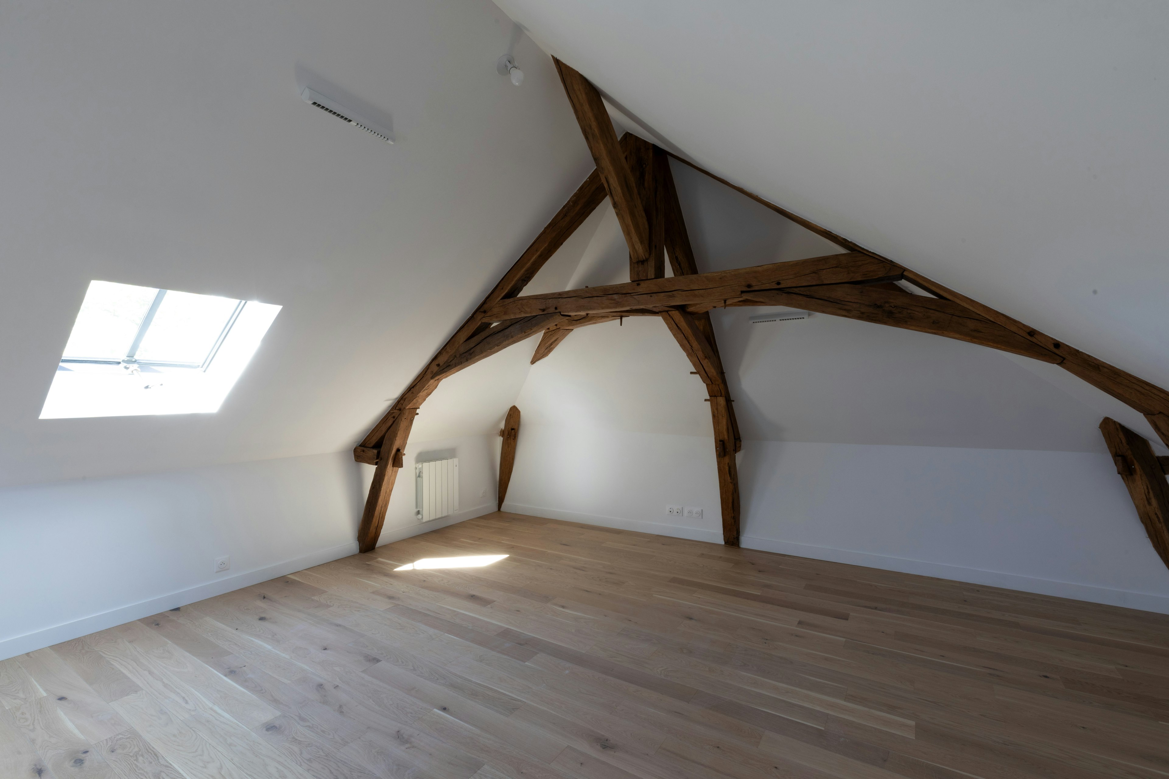 architecture, building, house, housing, indoors, loft, room, attic, wood