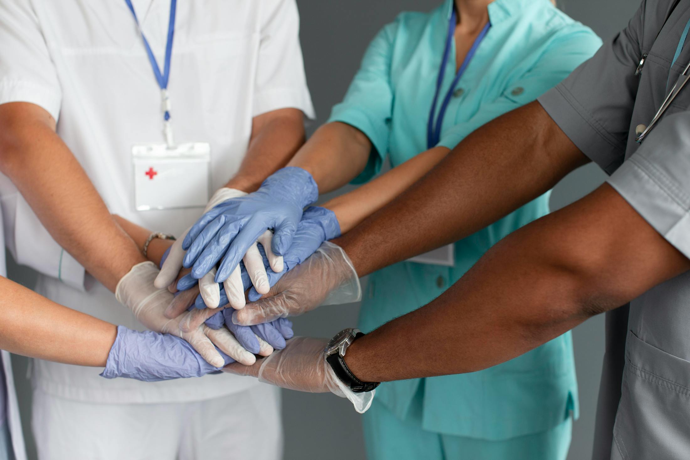 Doctors Joining hands to help