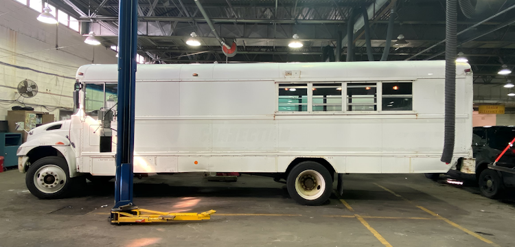 People's Bus