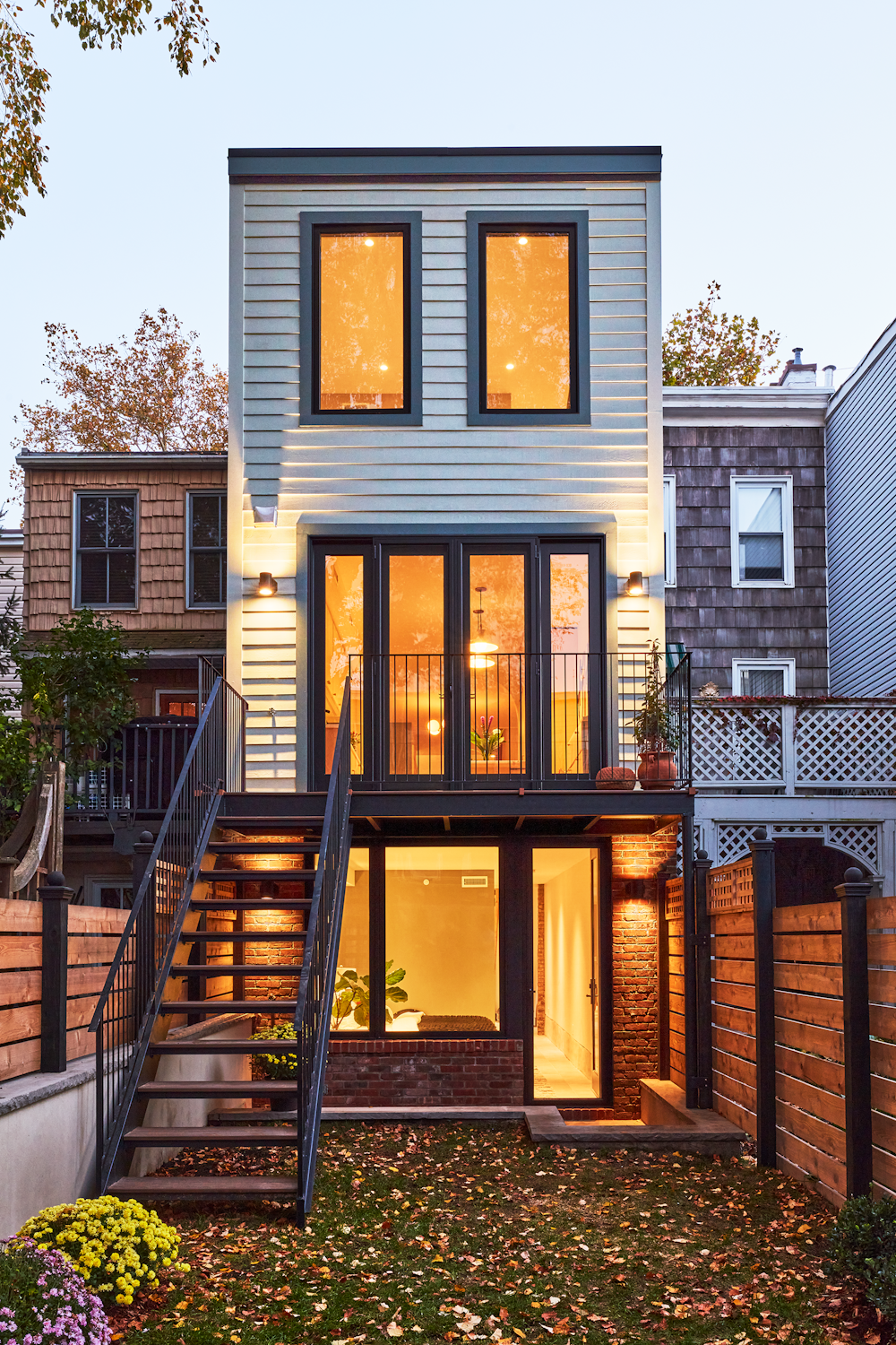 8TH STREET TOWNHOUSE