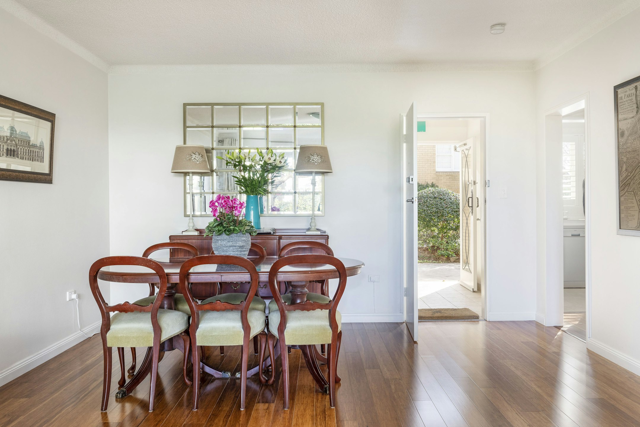 dining room
