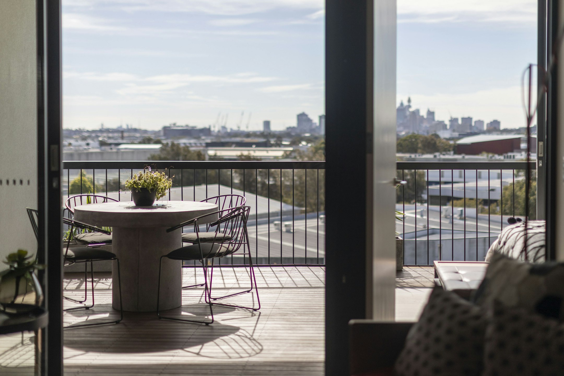 balcony