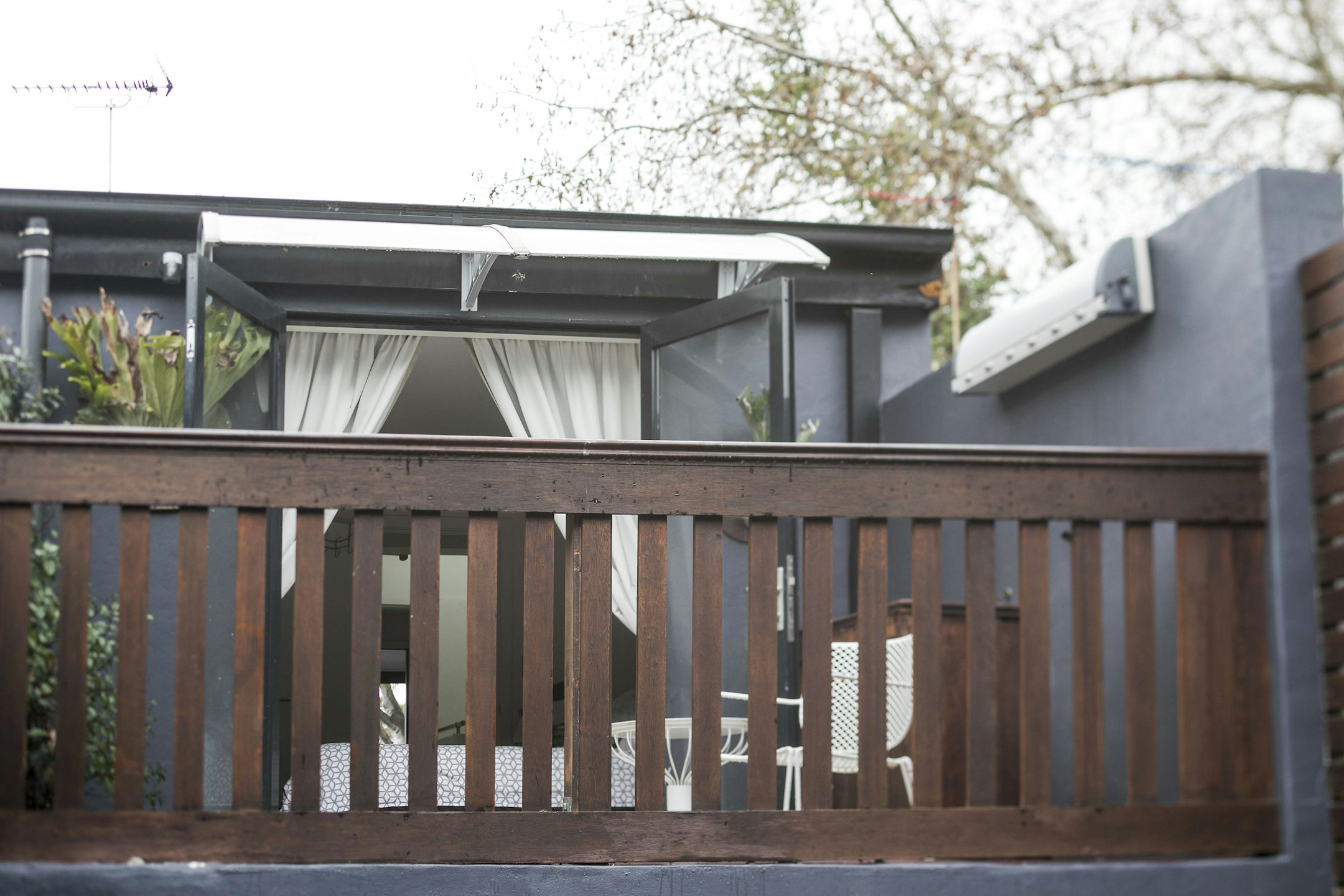 railing