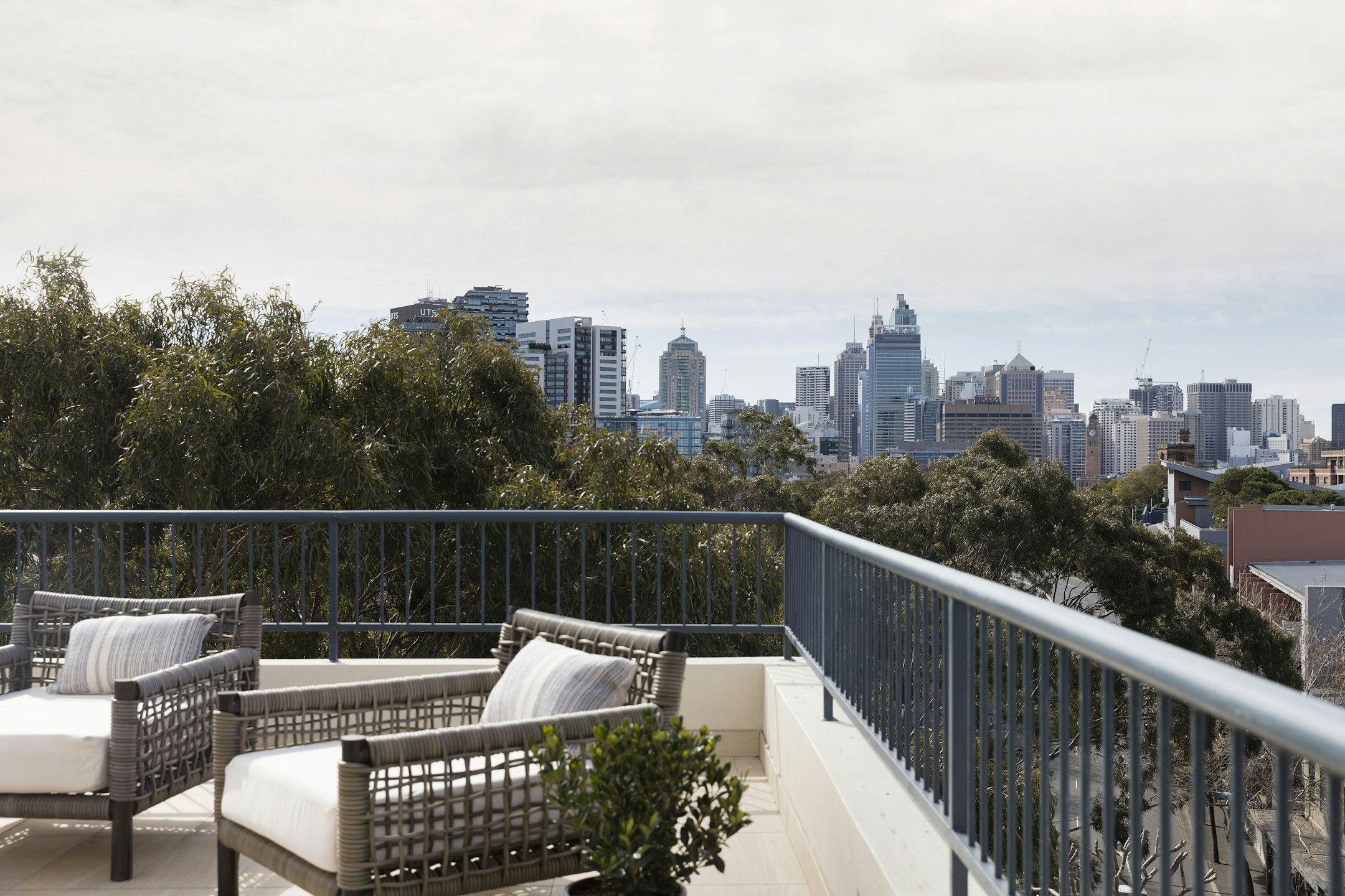 balcony