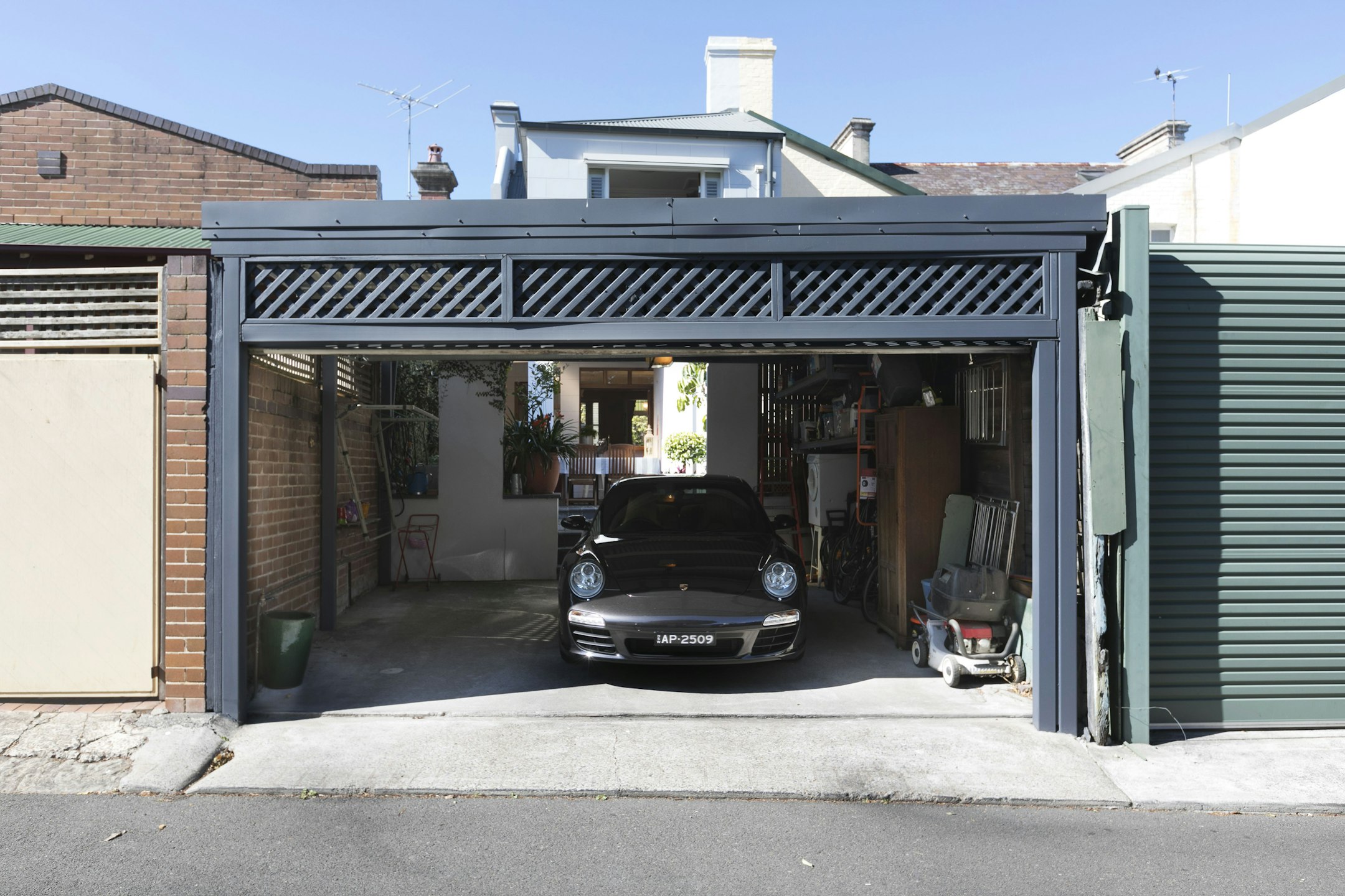 garage