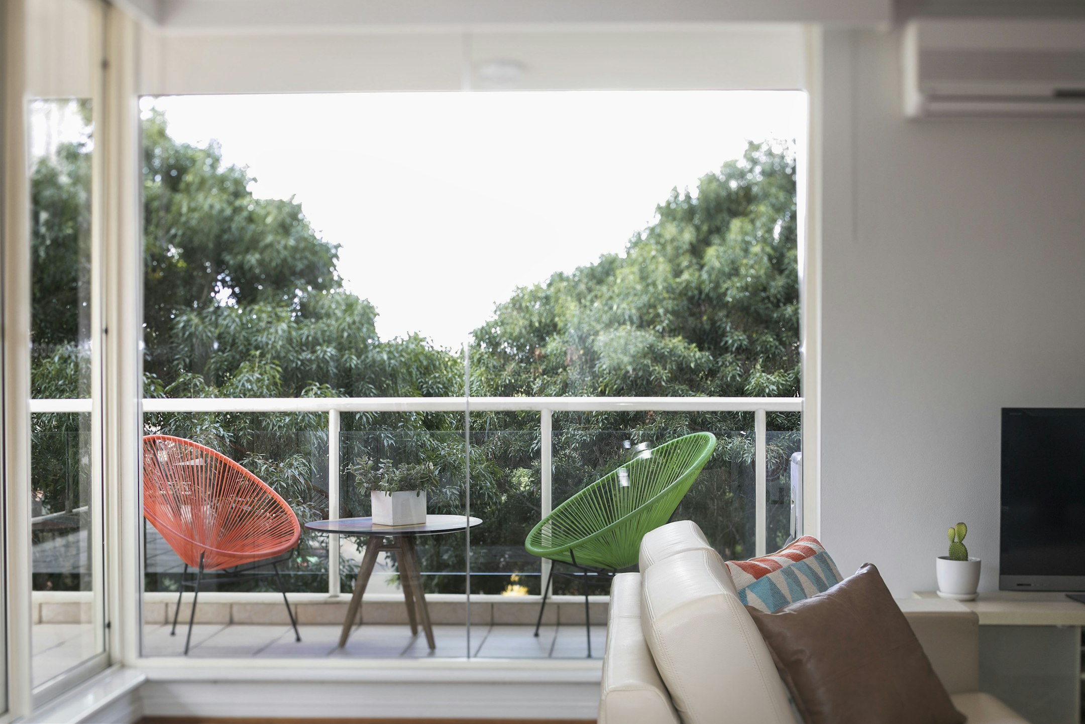 balcony