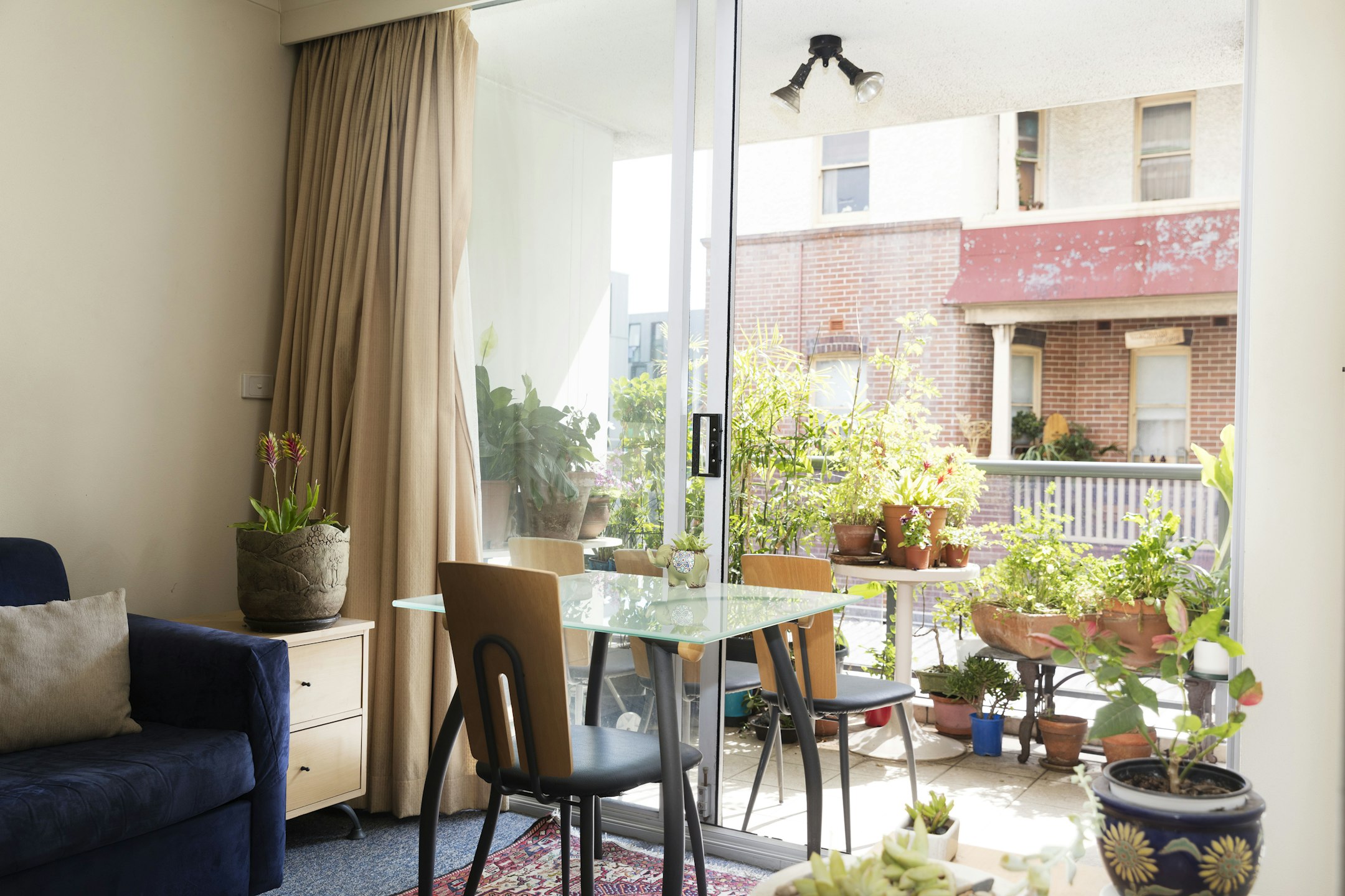 balcony