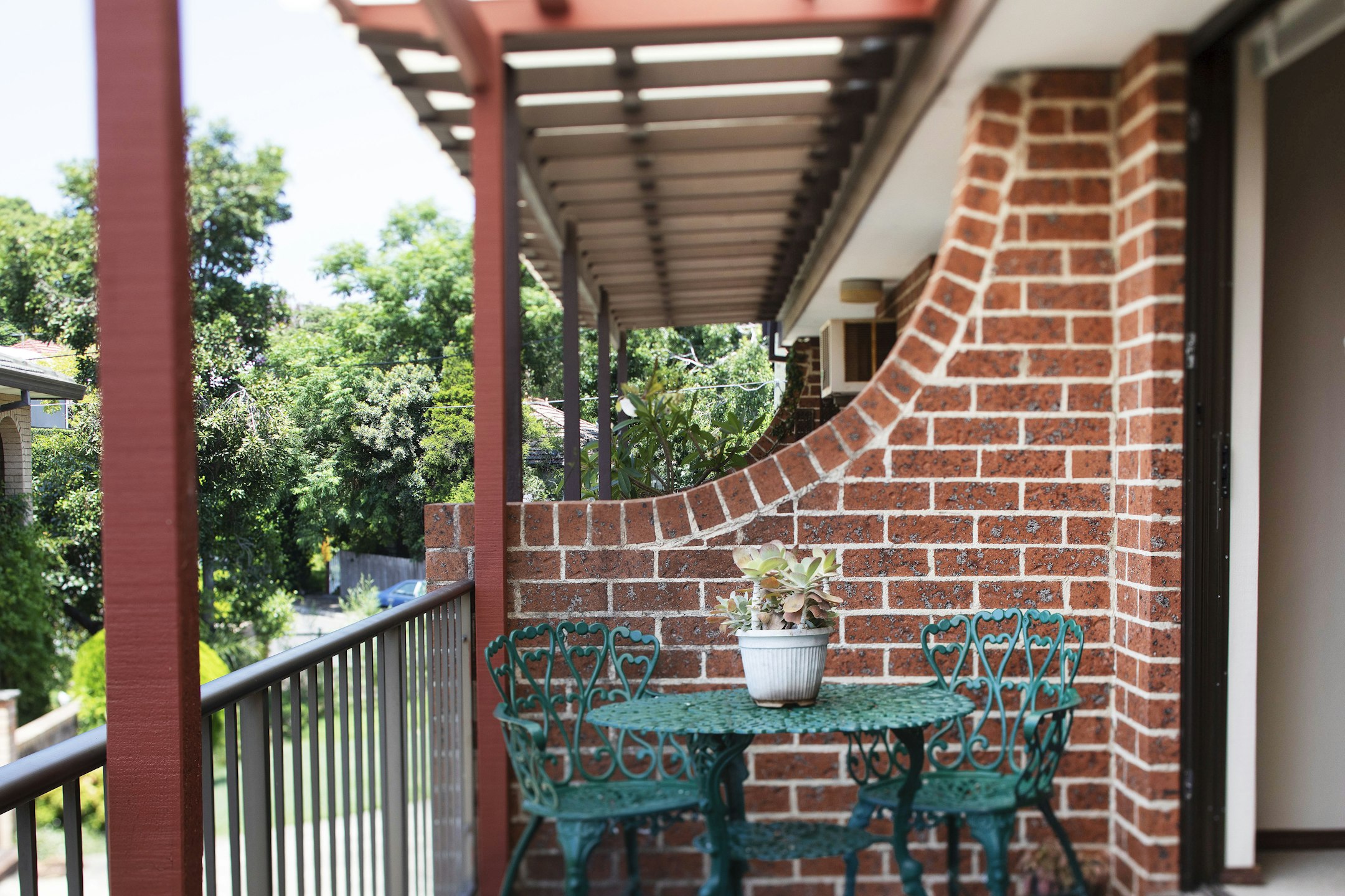 balcony