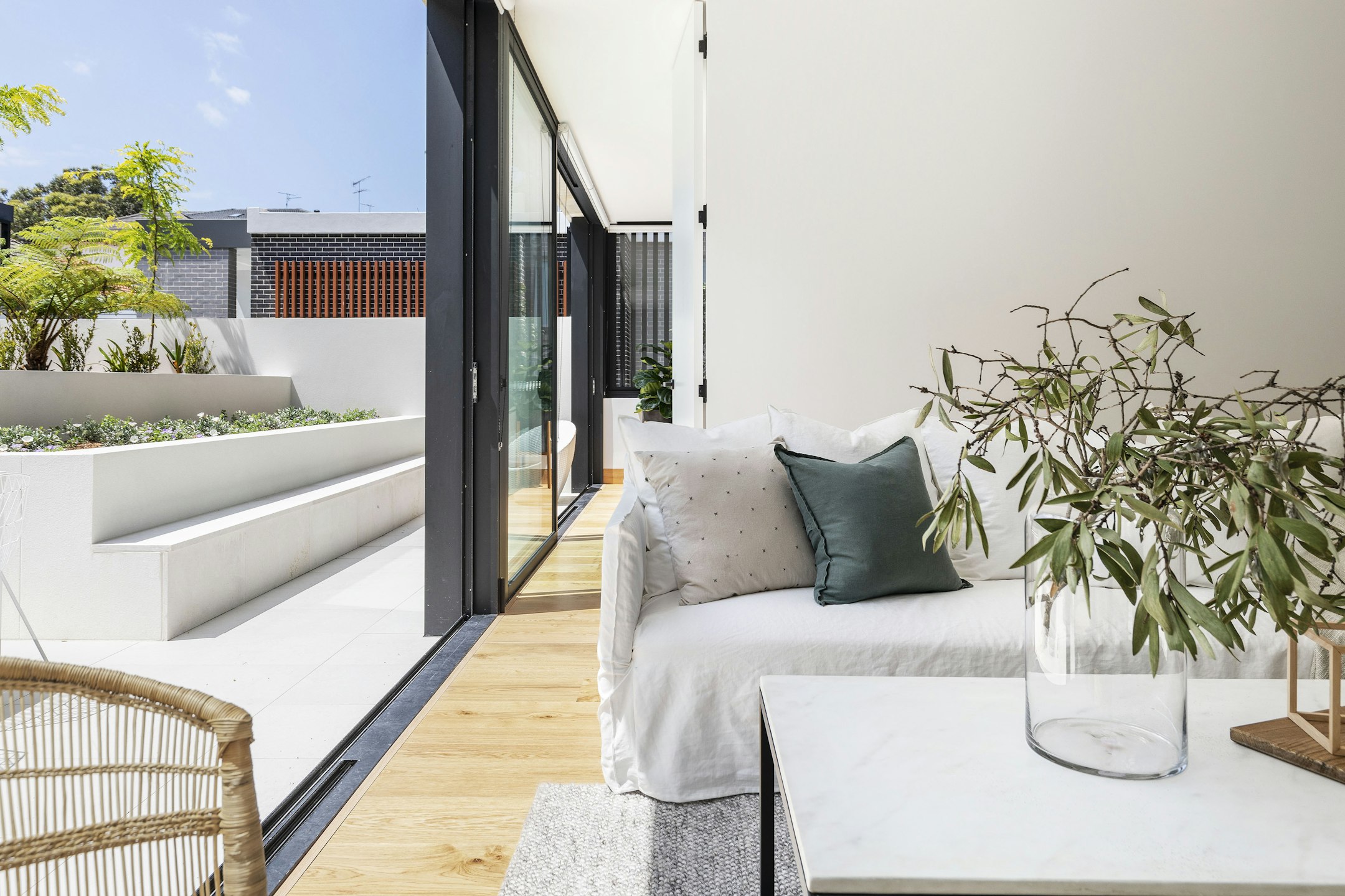 balcony