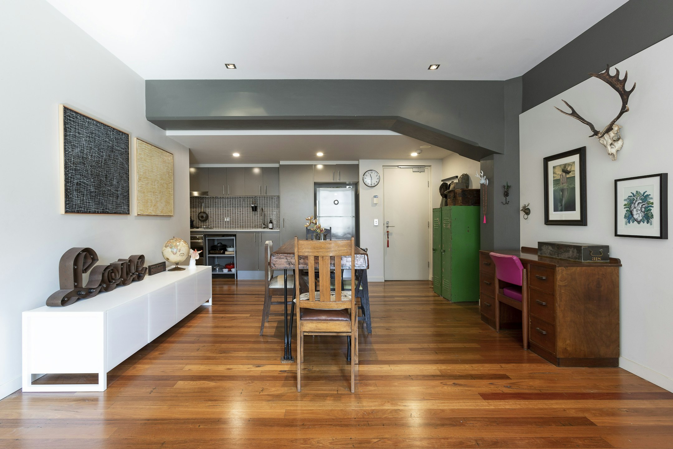 floor