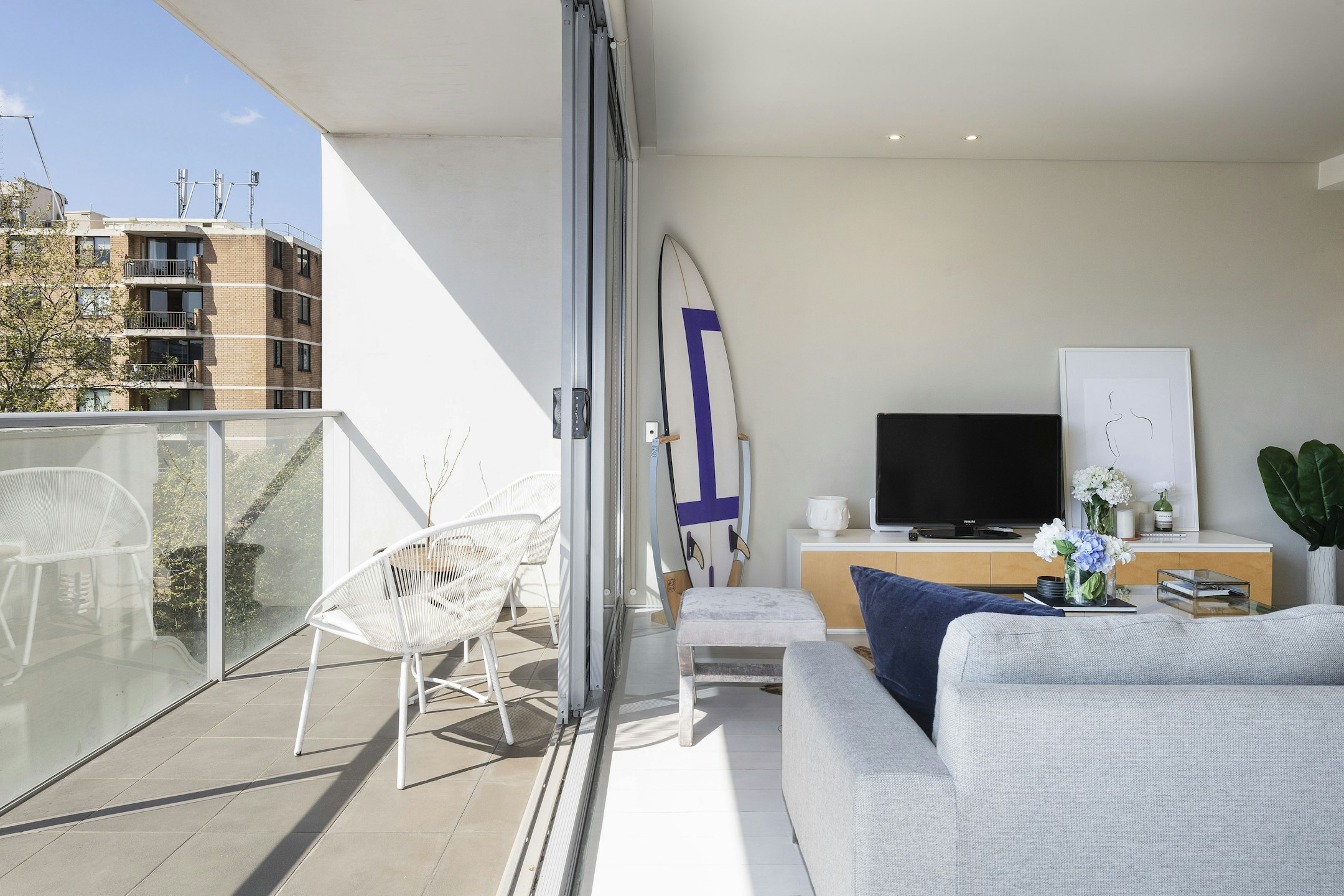 balcony