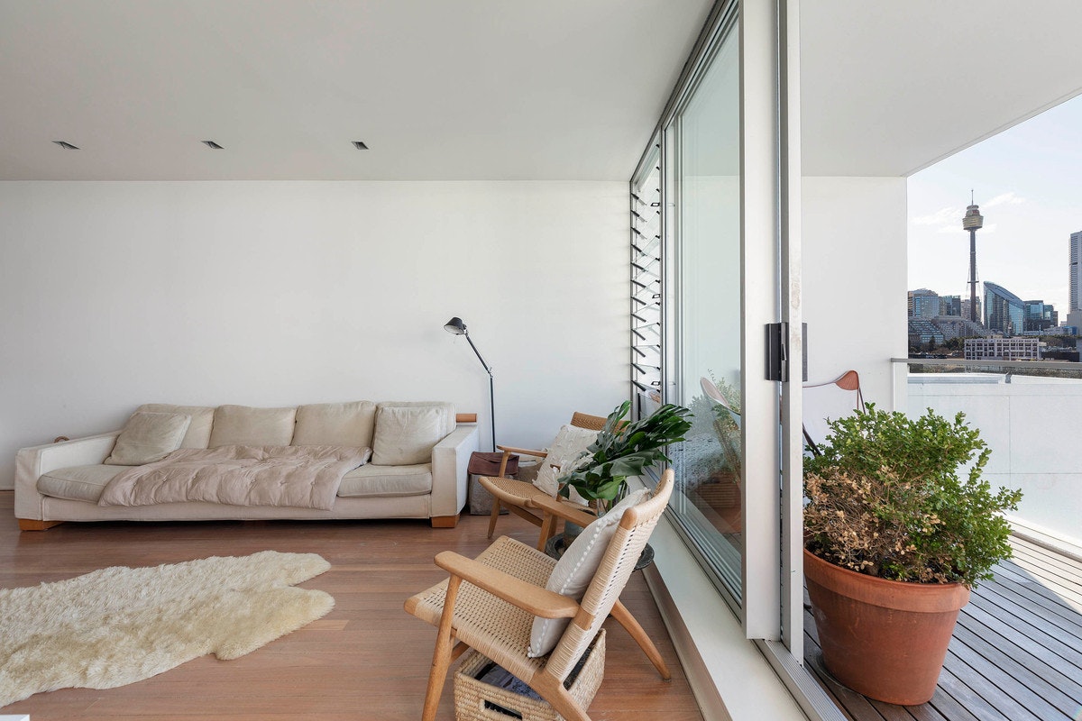 balcony