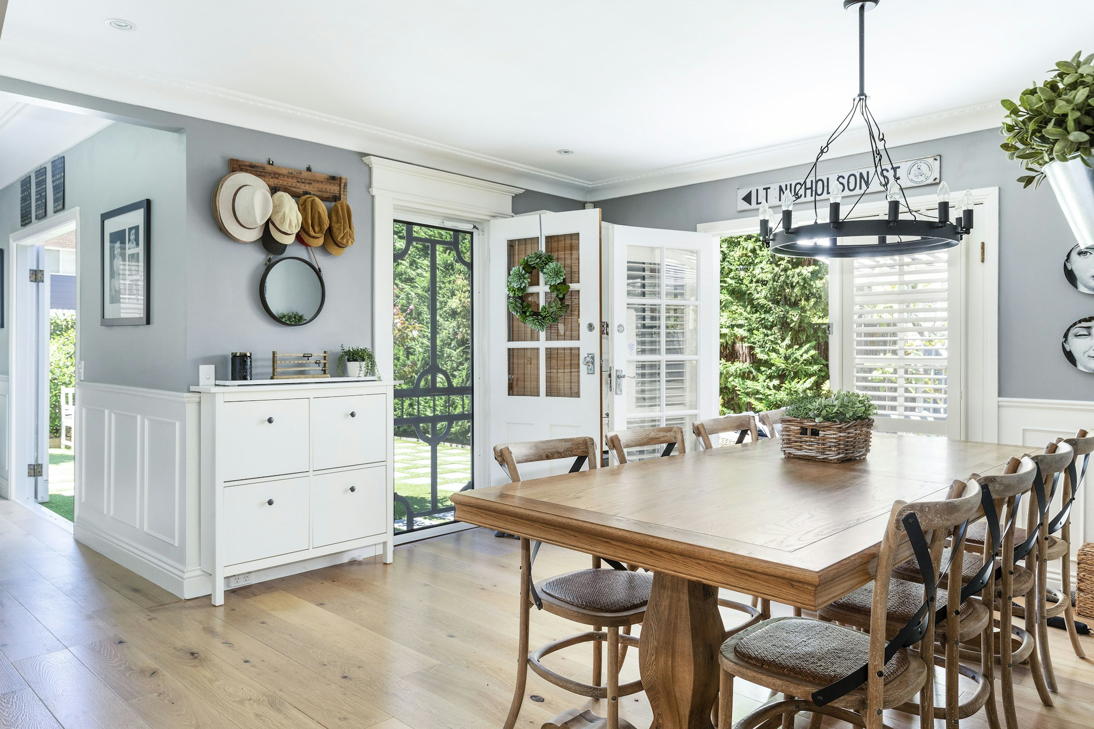 dining room