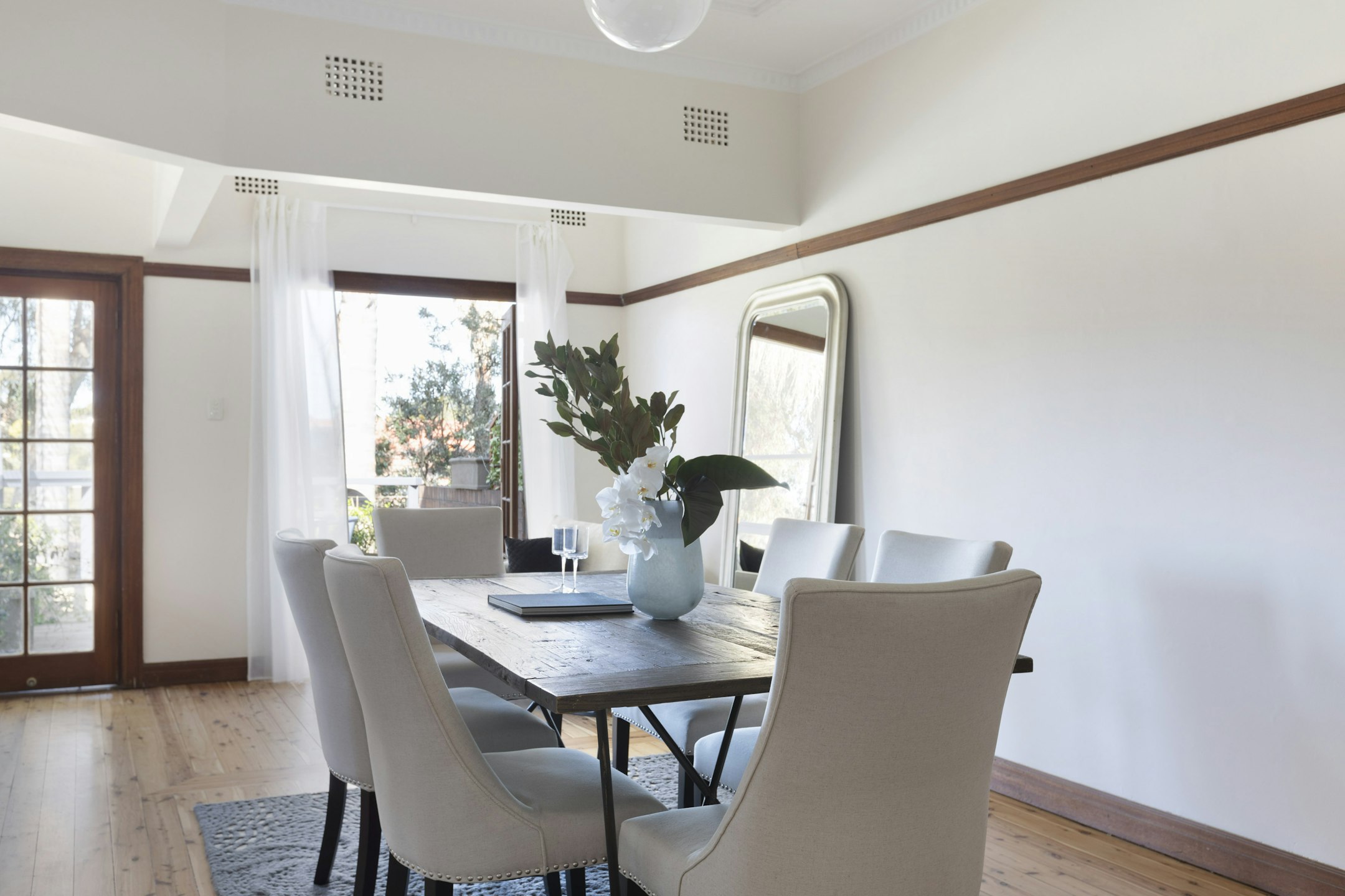 dining room