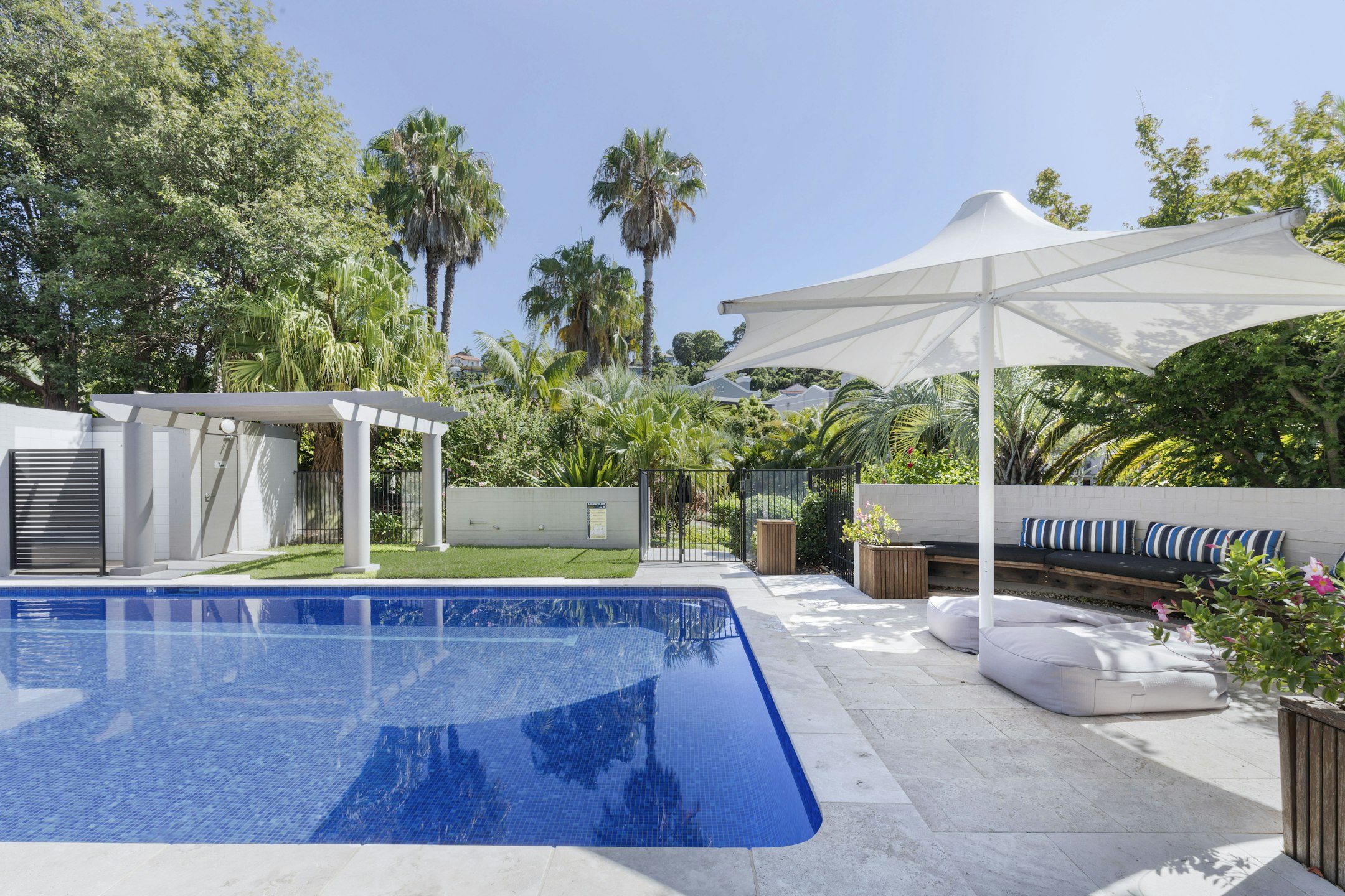 pool