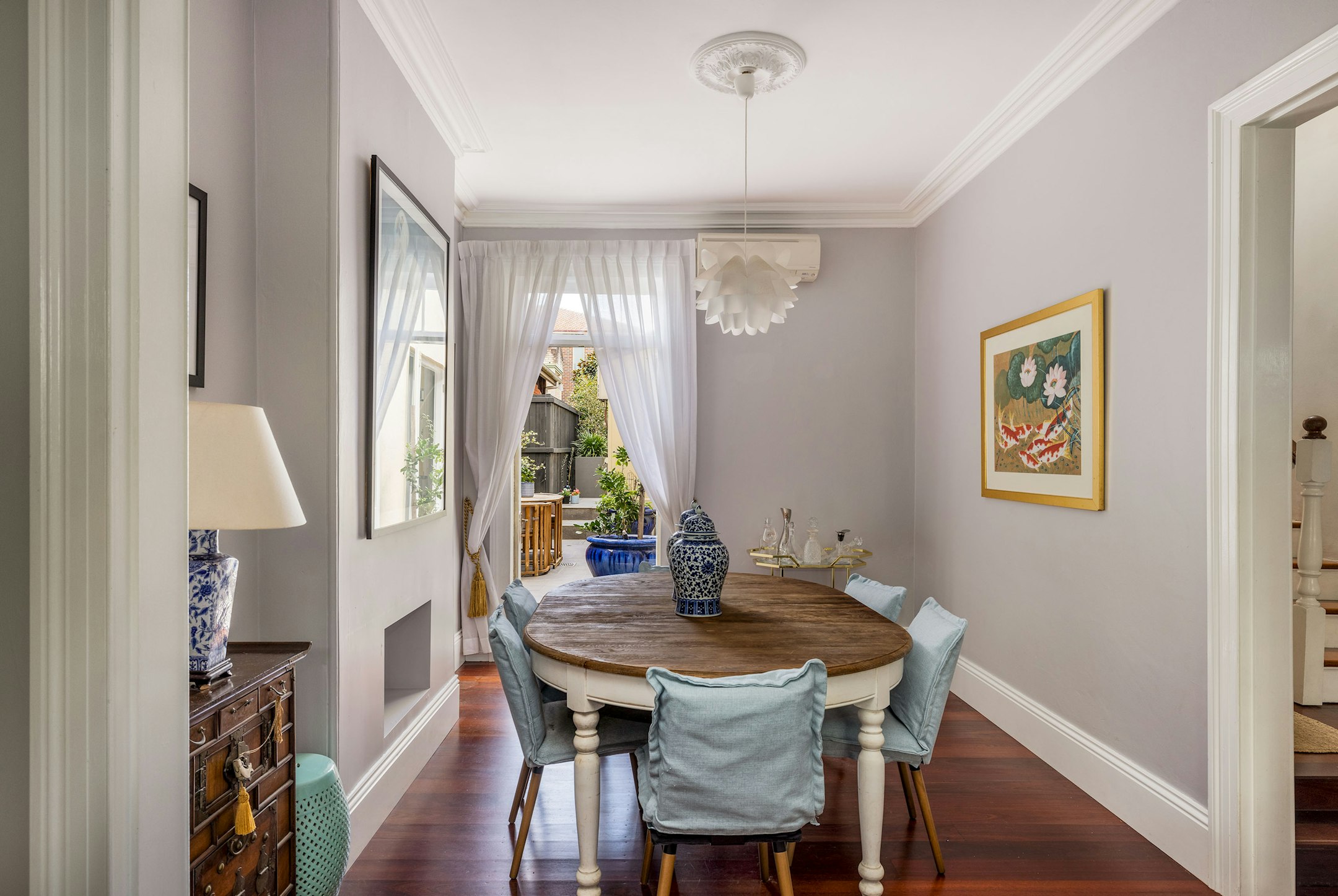 dining room