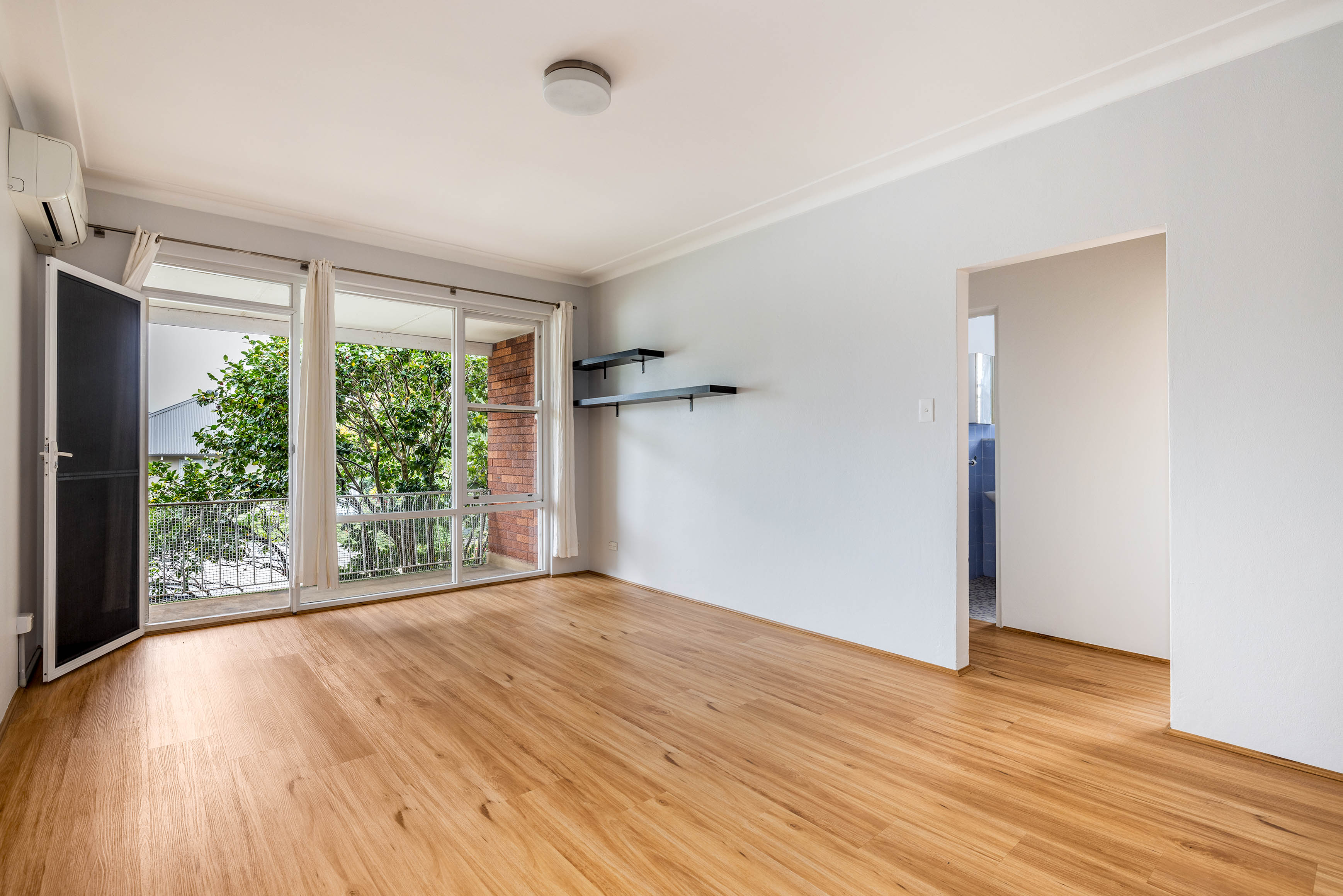 6/38-40 Gladesville Road, Hunters Hill - Thumbnail 2