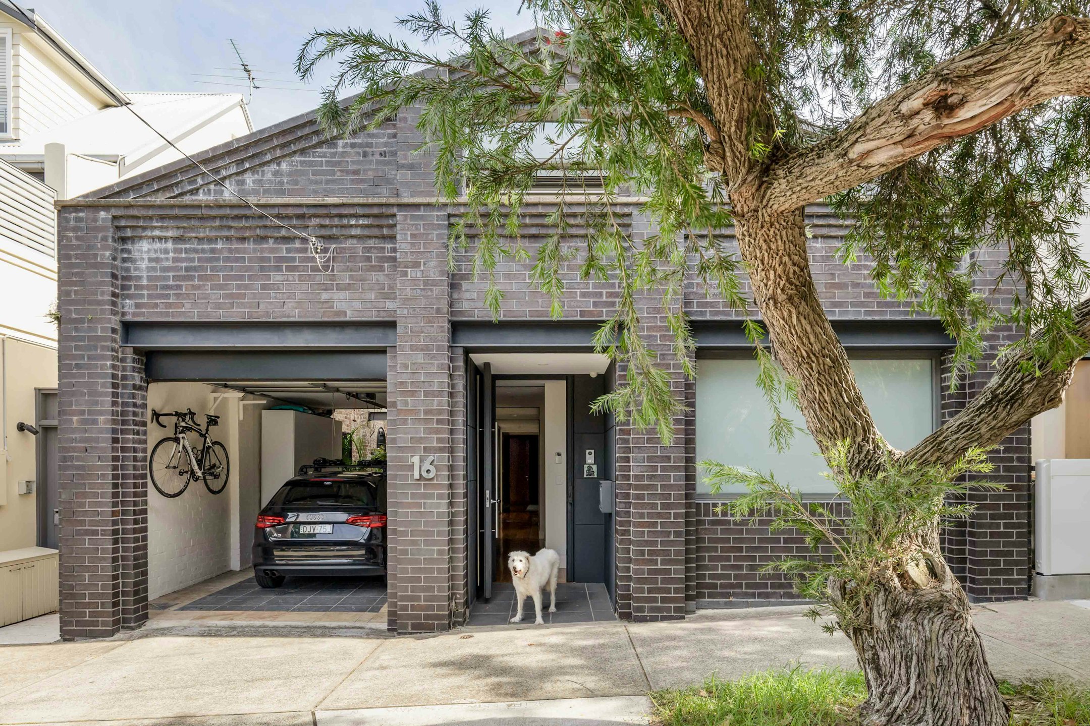 garage