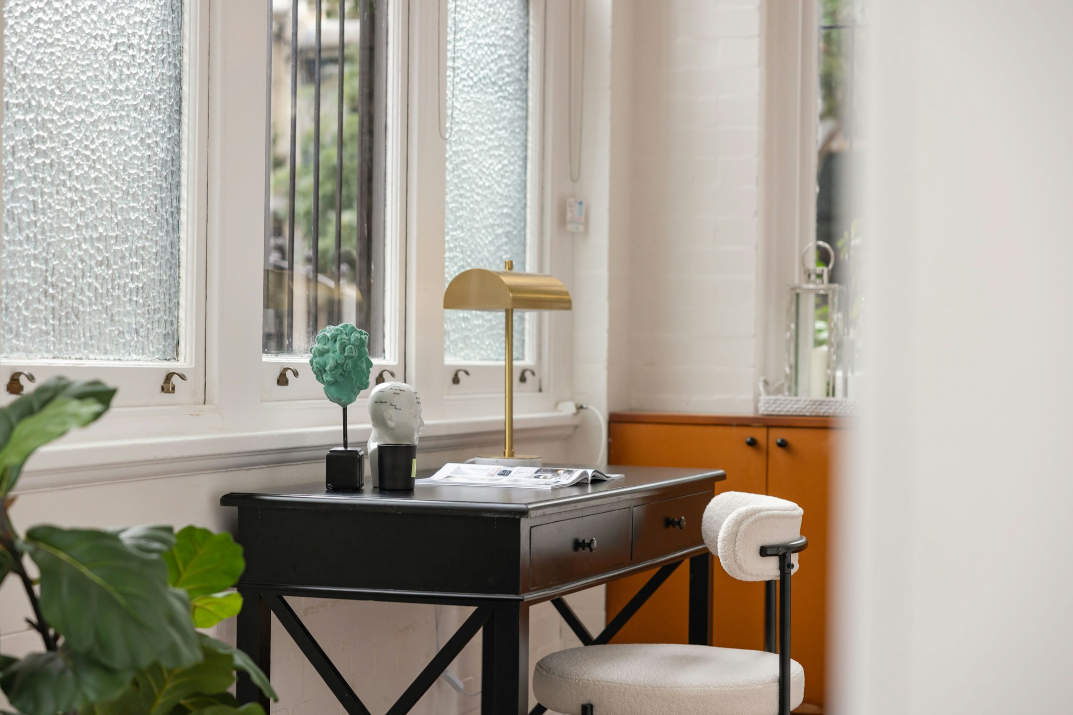 desk
