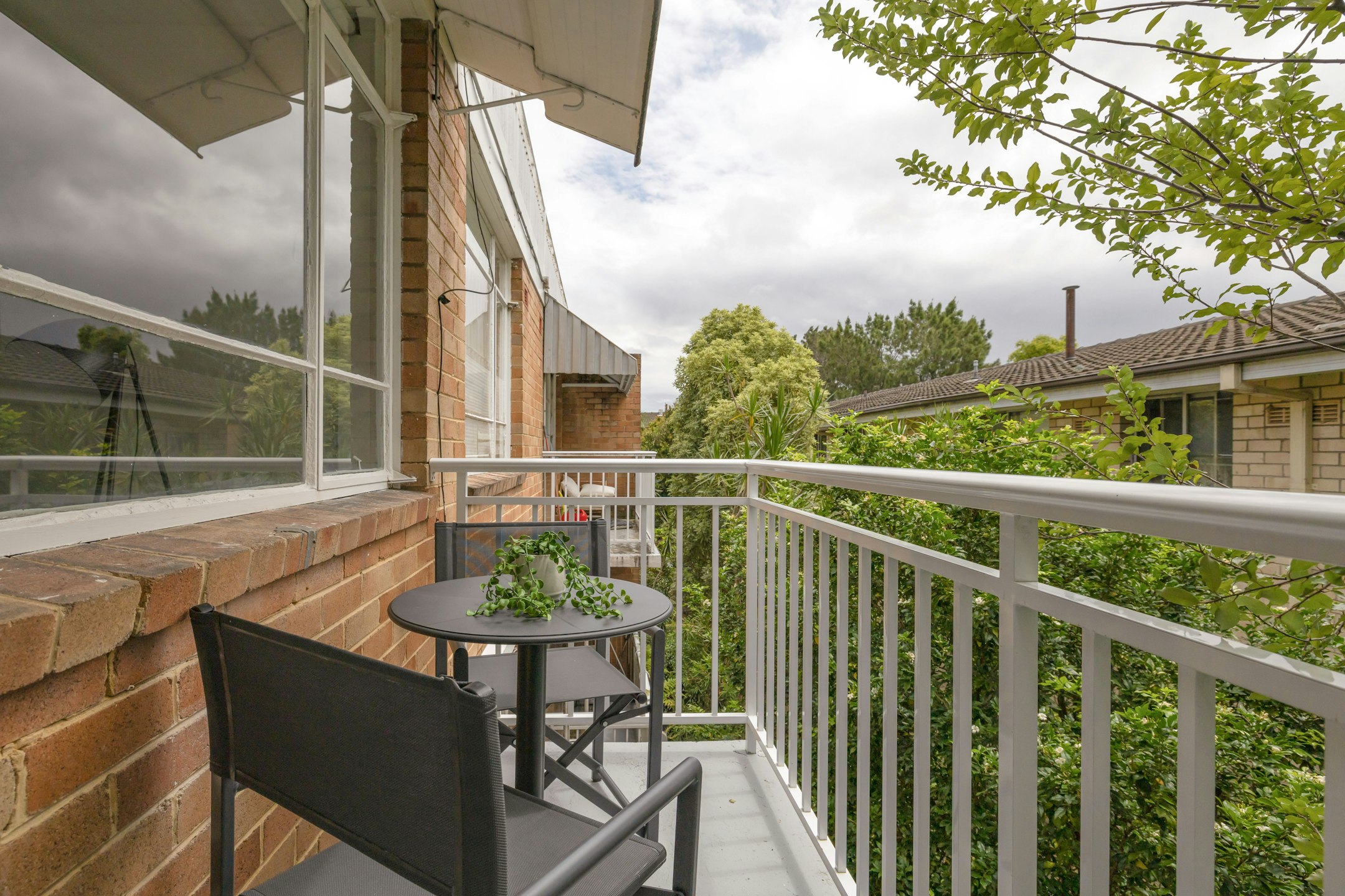 balcony