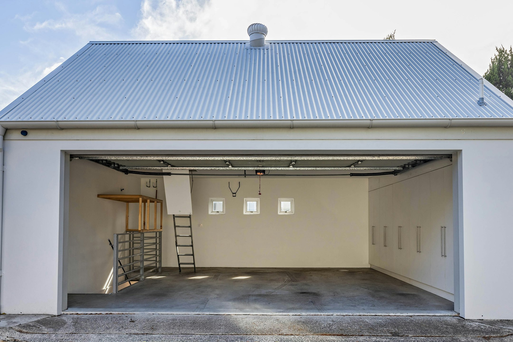 garage