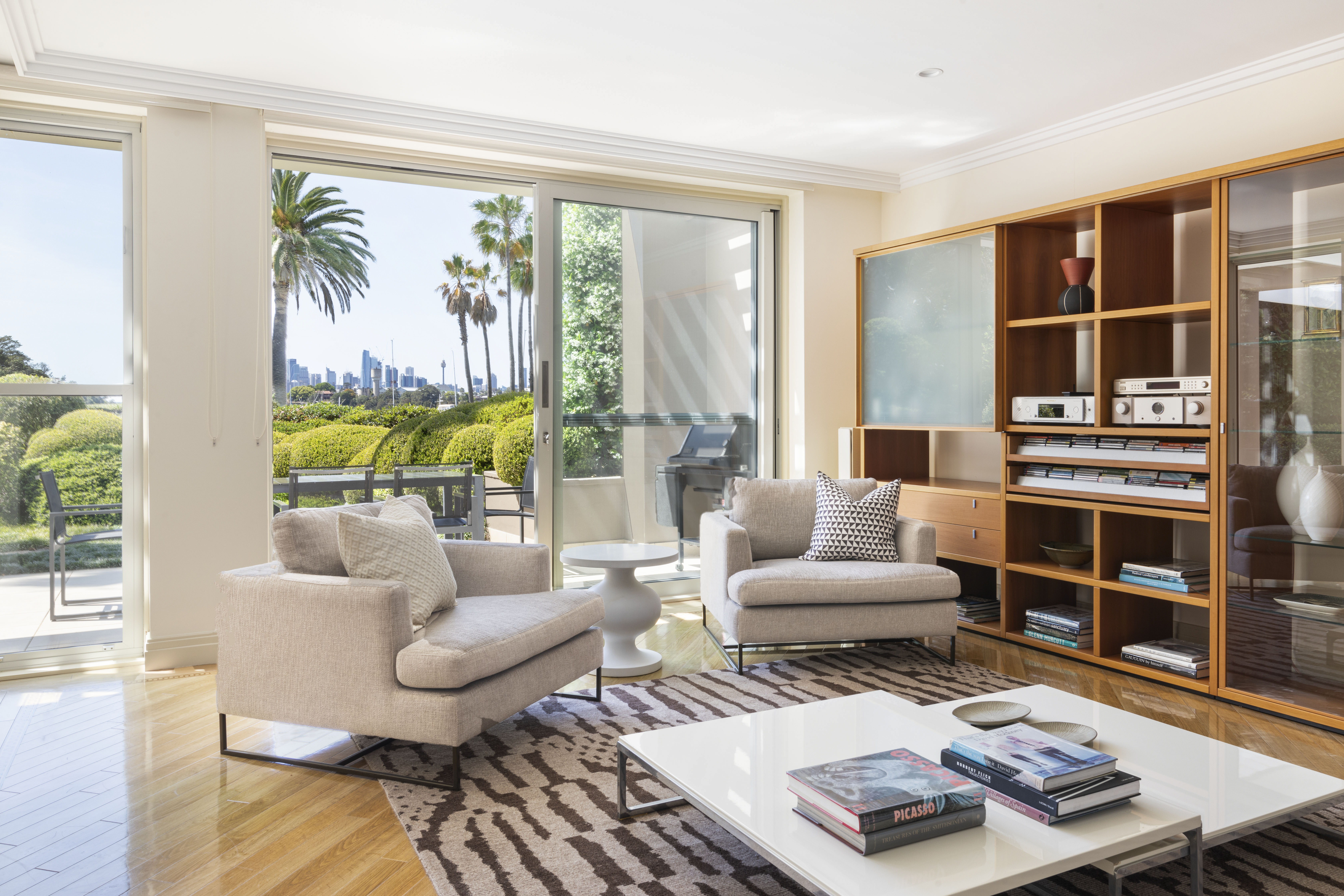 1/2-10 Le Vesinet Drive, Hunters Hill - Thumbnail 4
