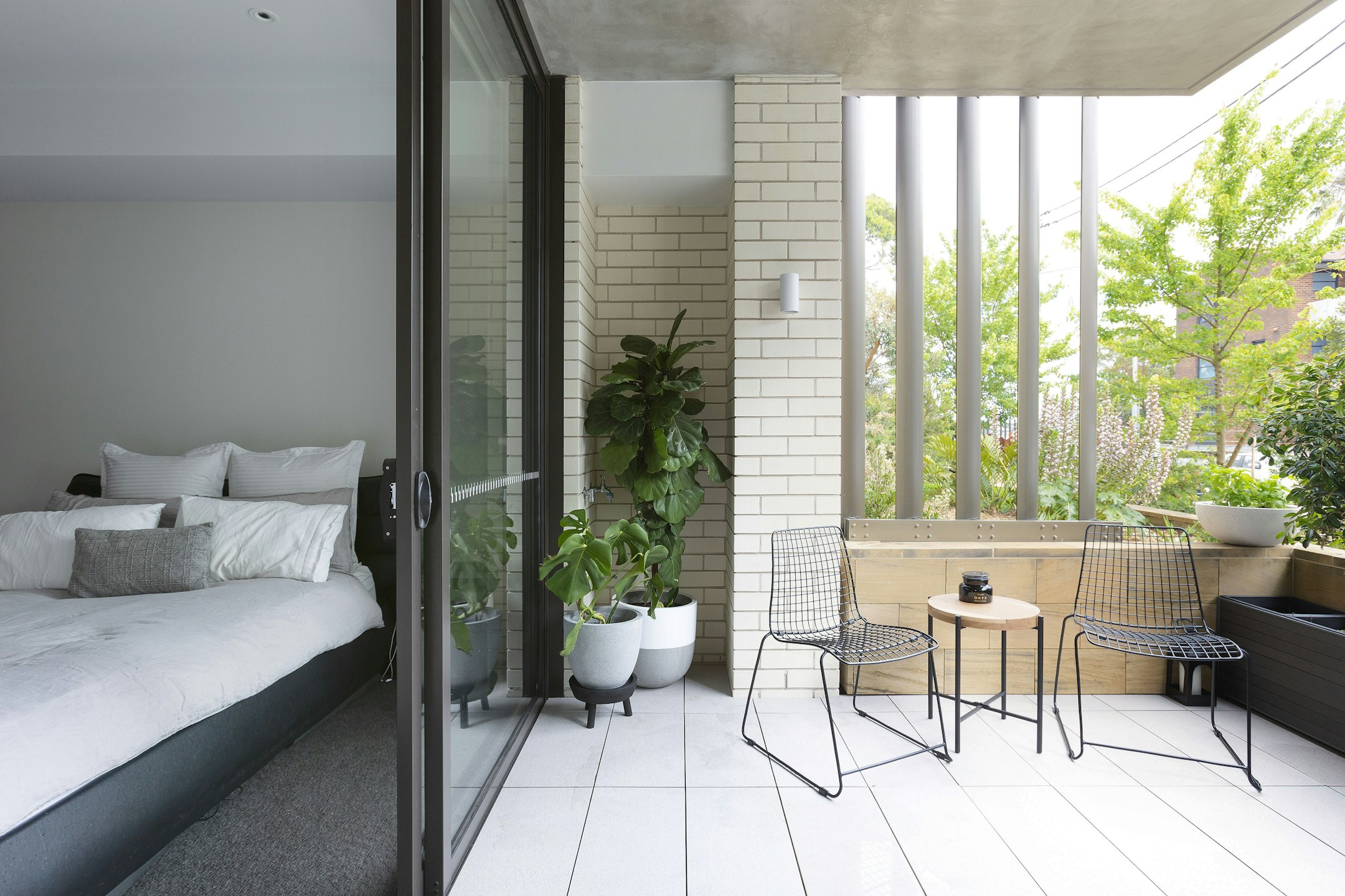 balcony