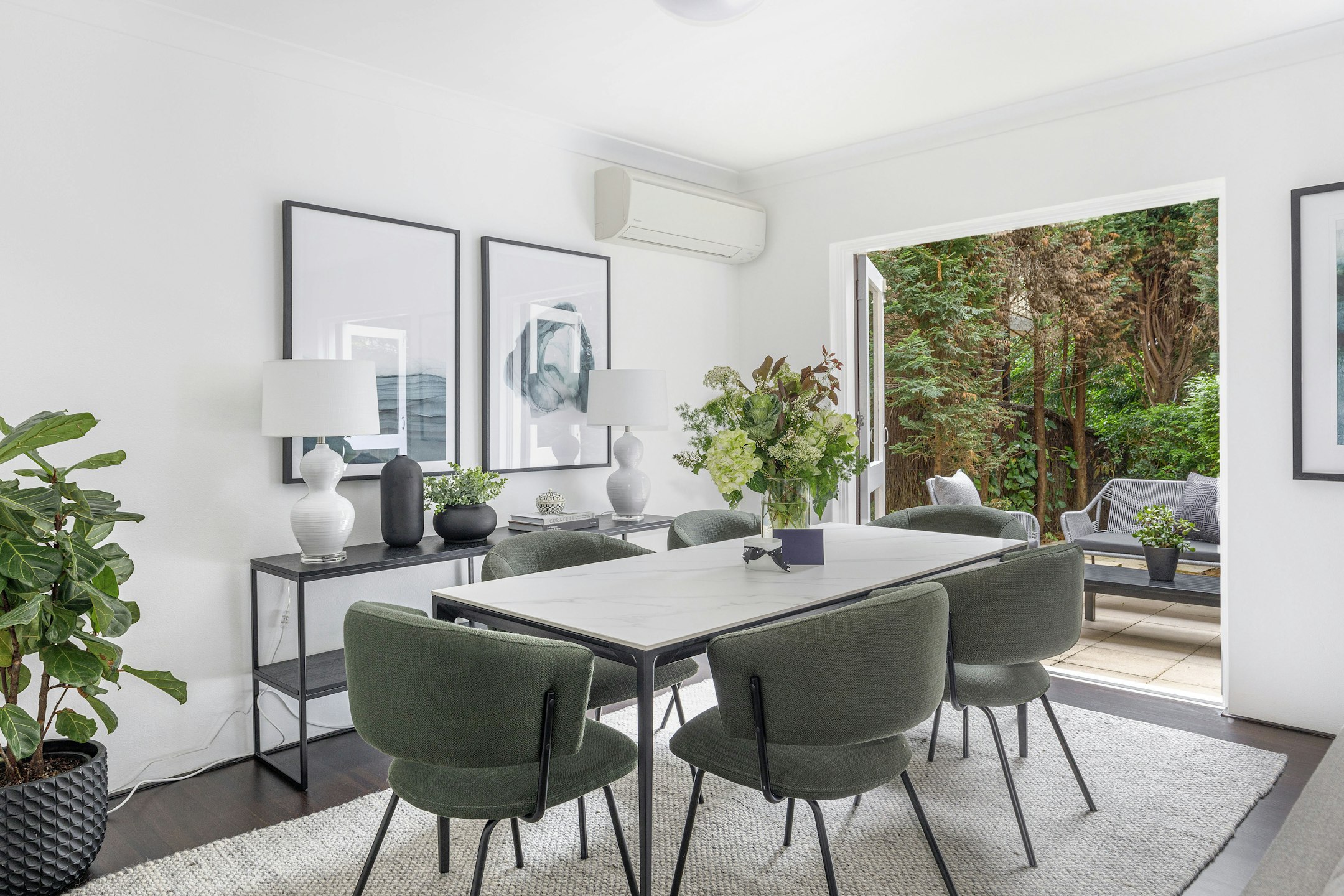 dining room