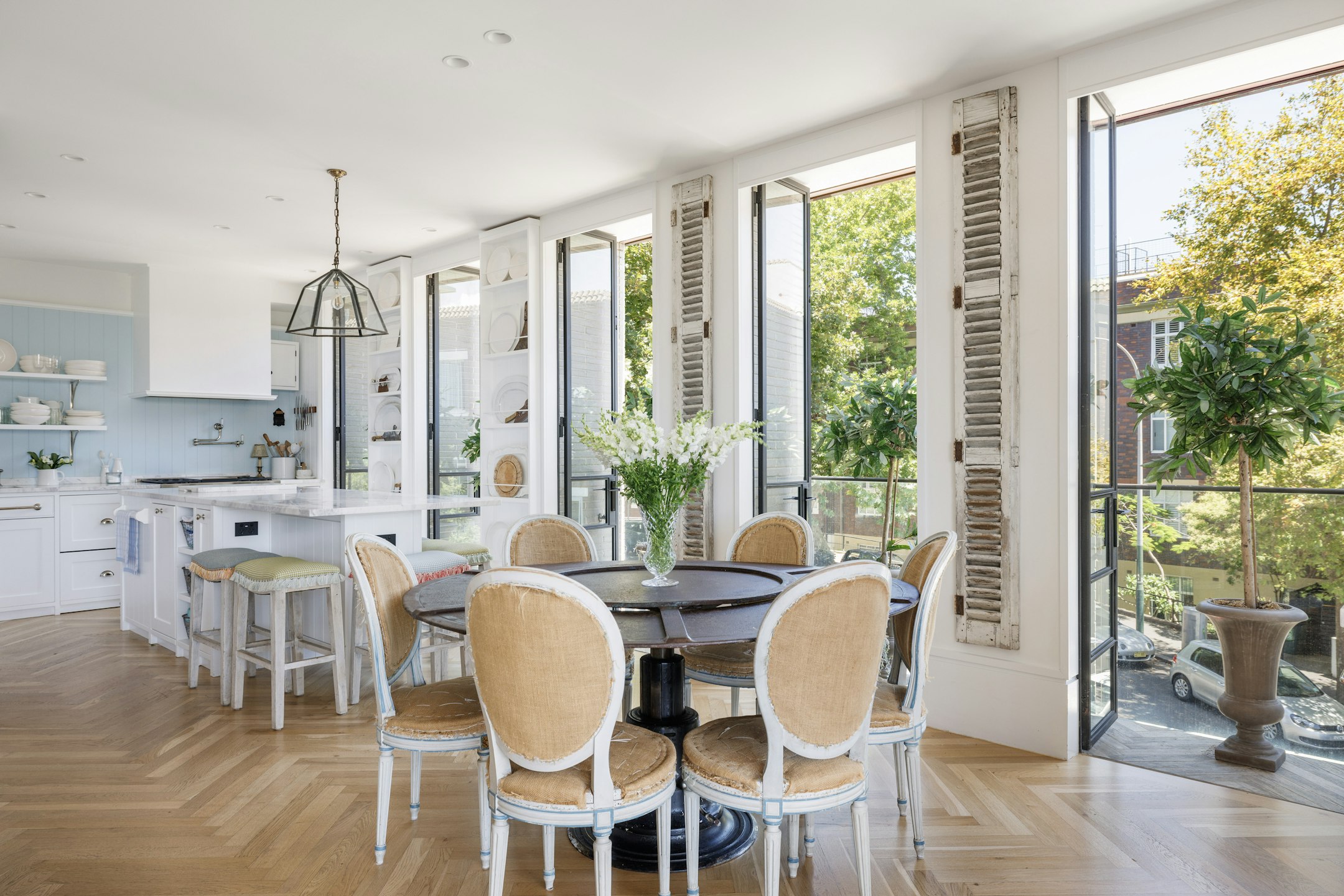 dining room