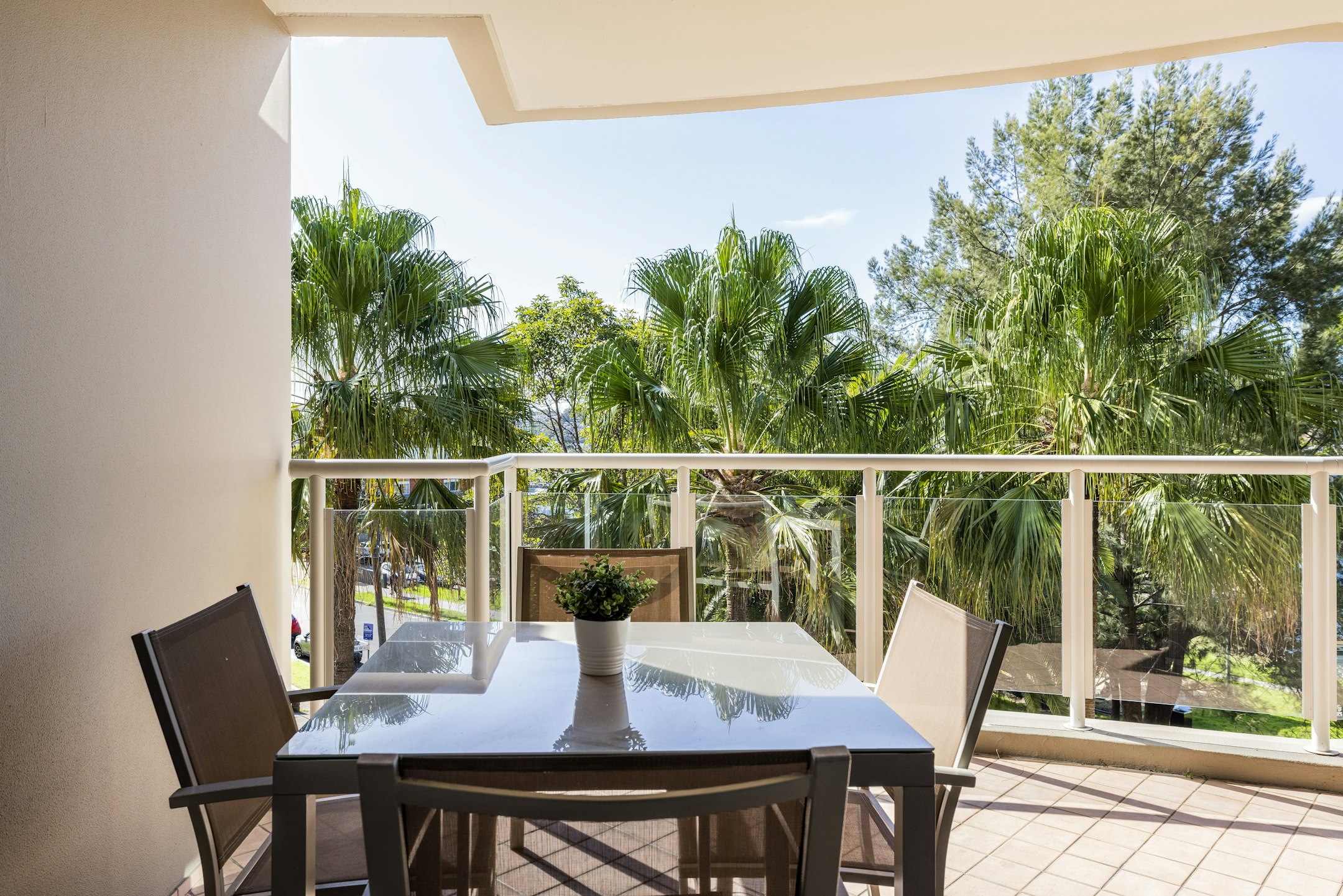 balcony