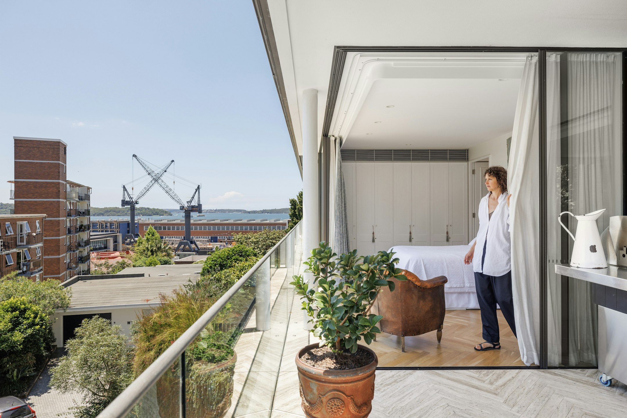 balcony