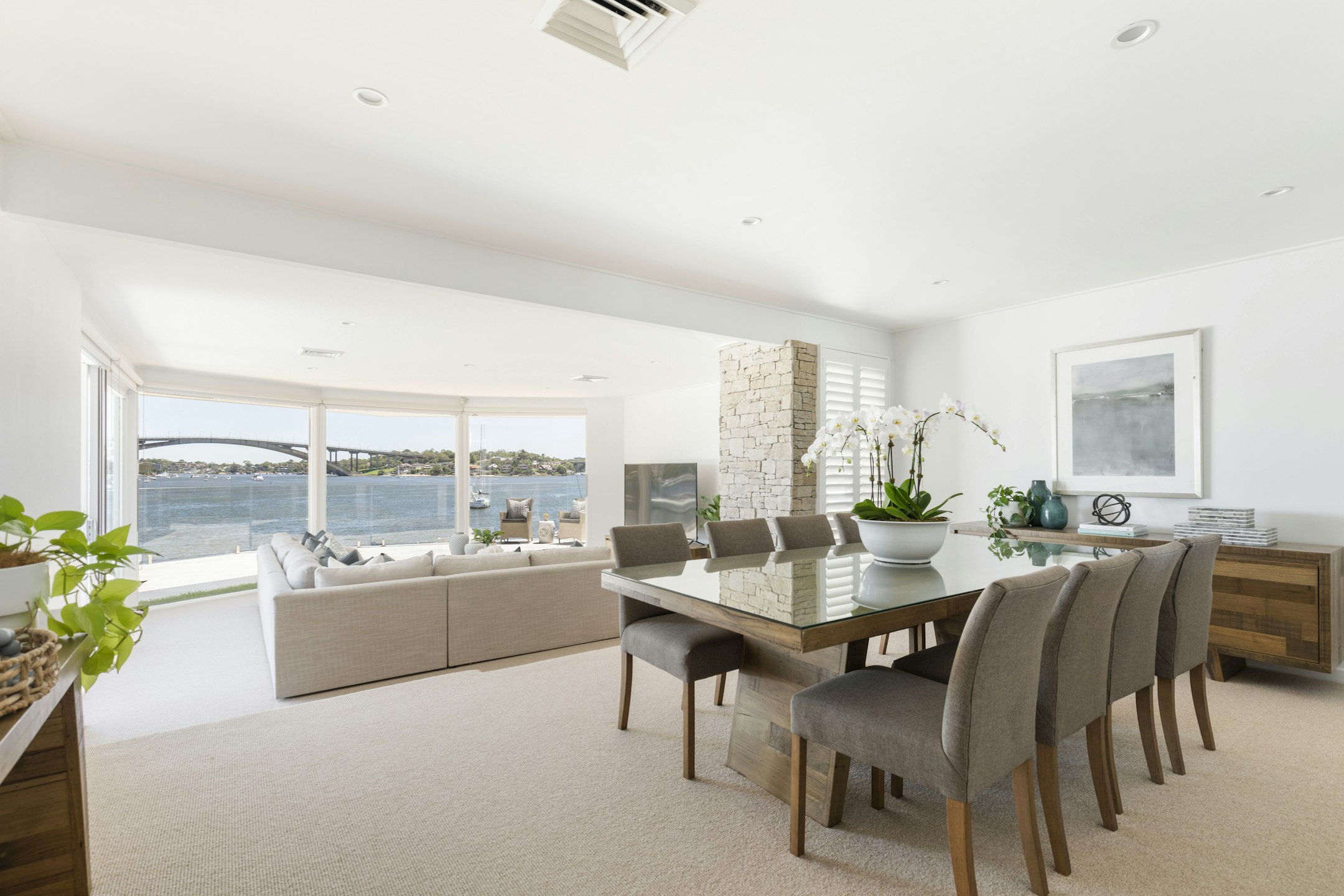 dining room