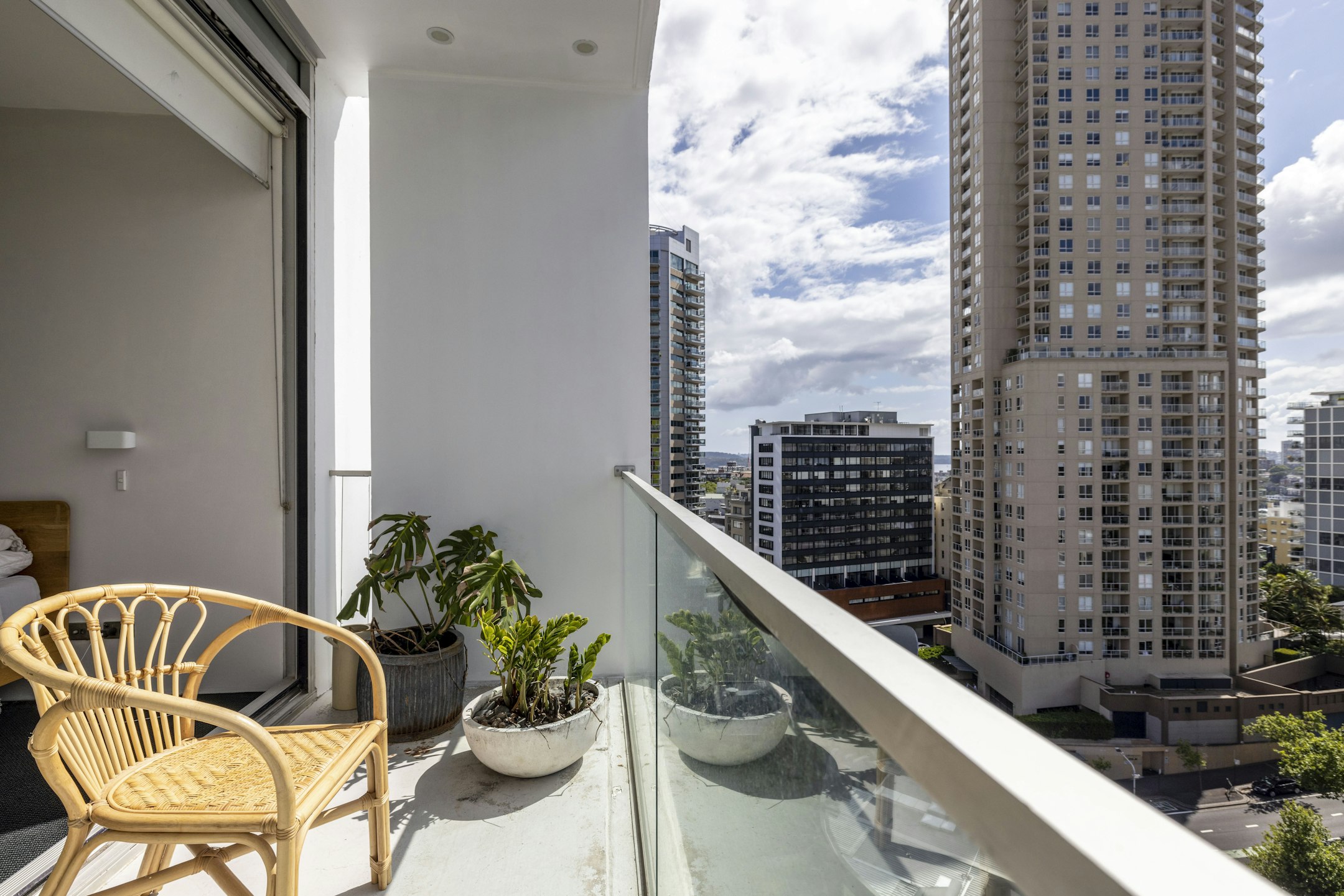 balcony