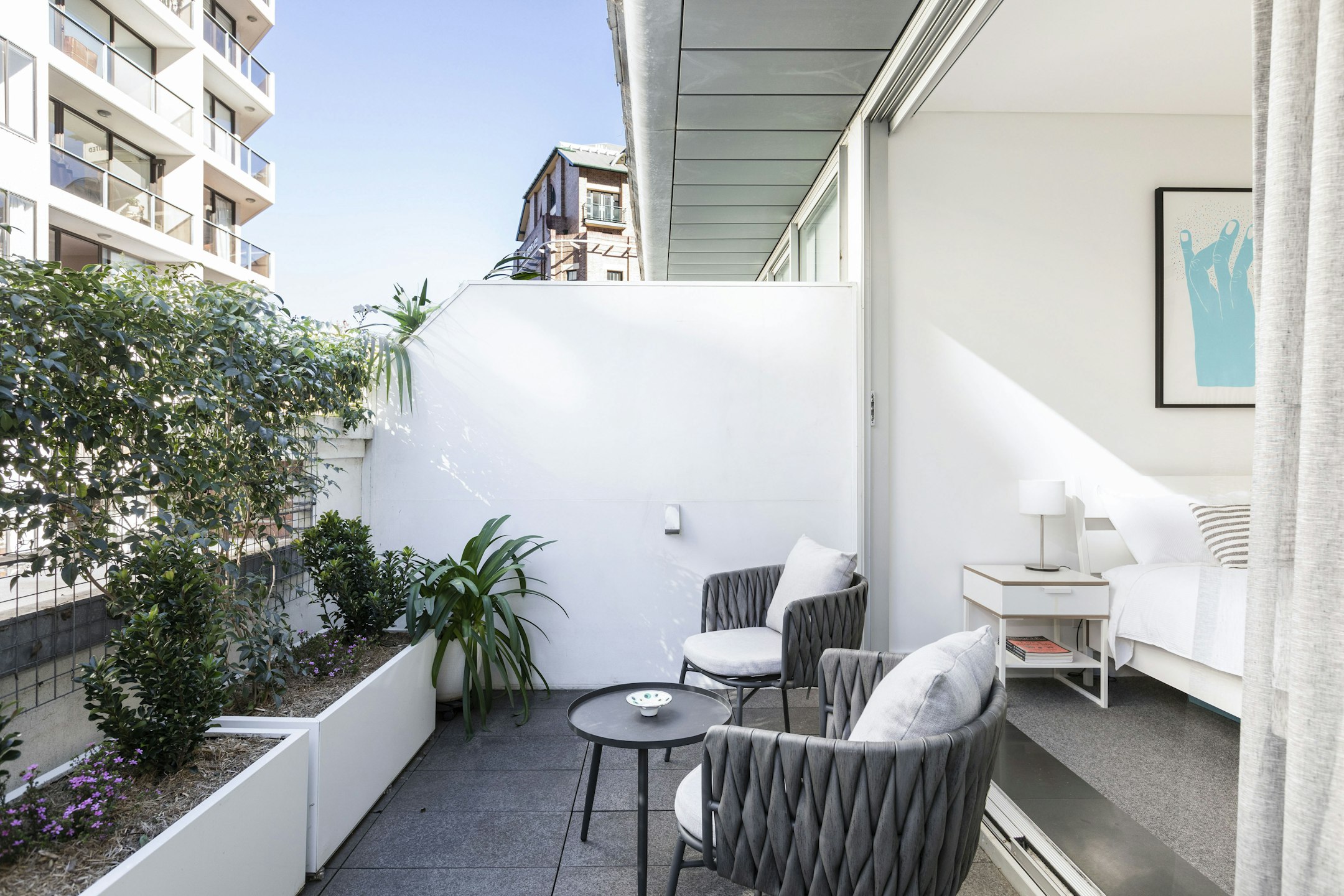 balcony