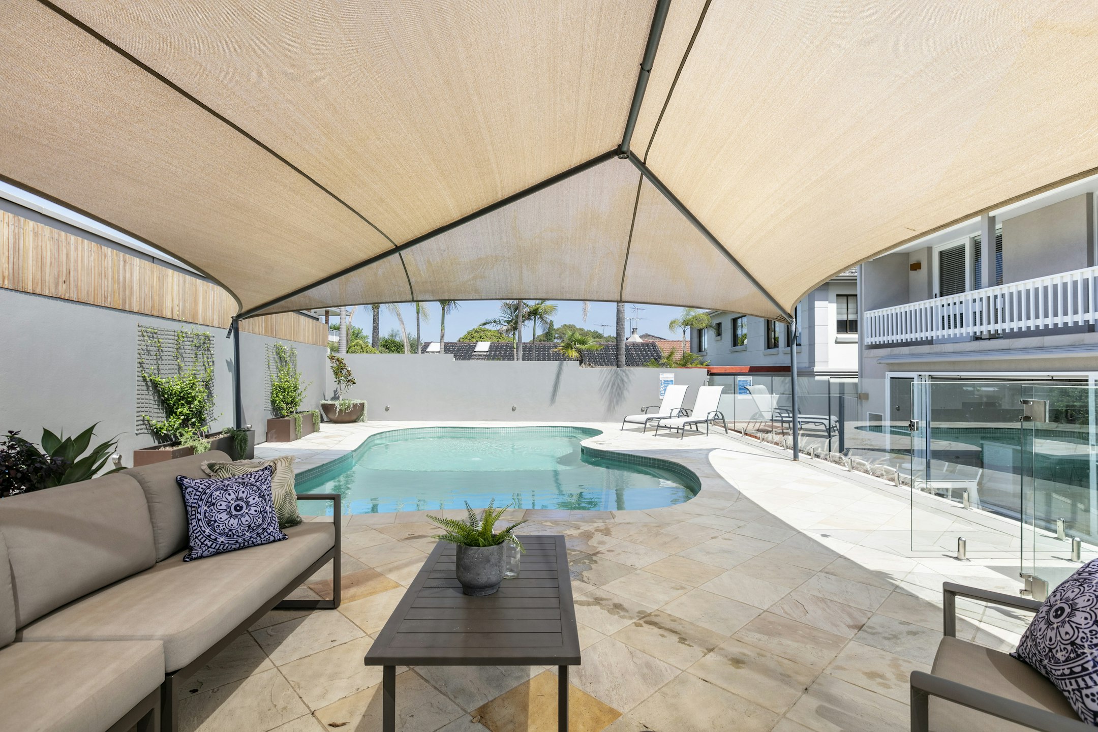 pool