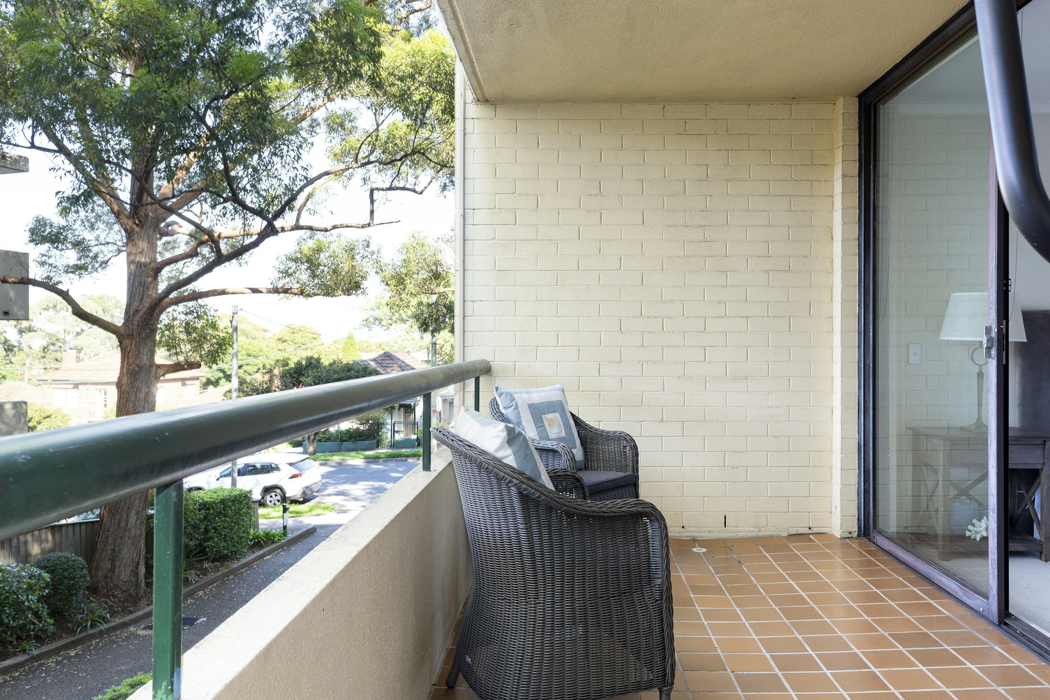 balcony