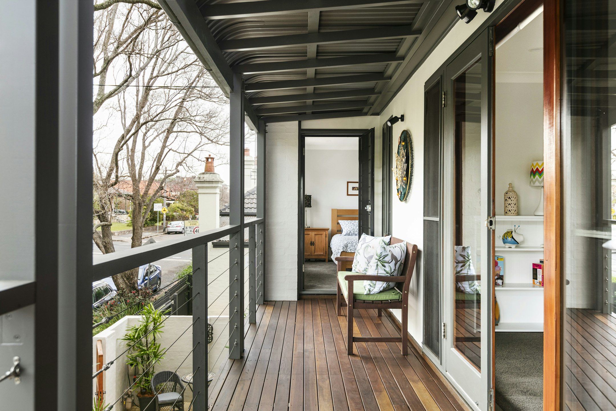 balcony