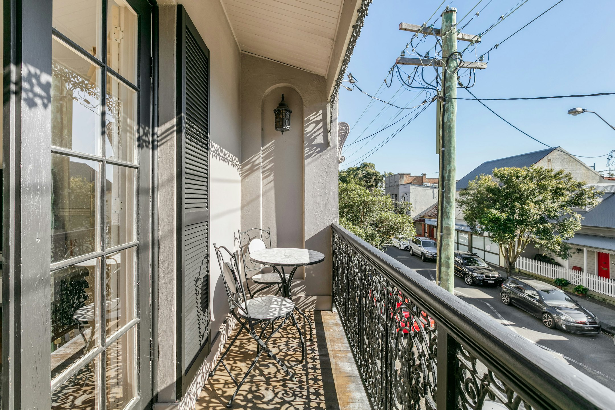 balcony