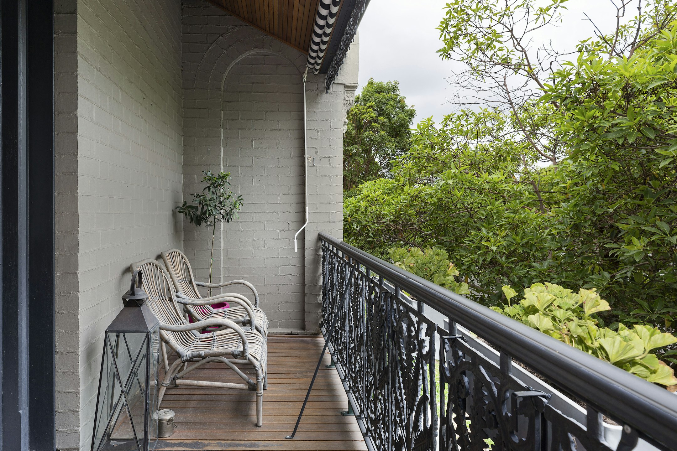 handrail