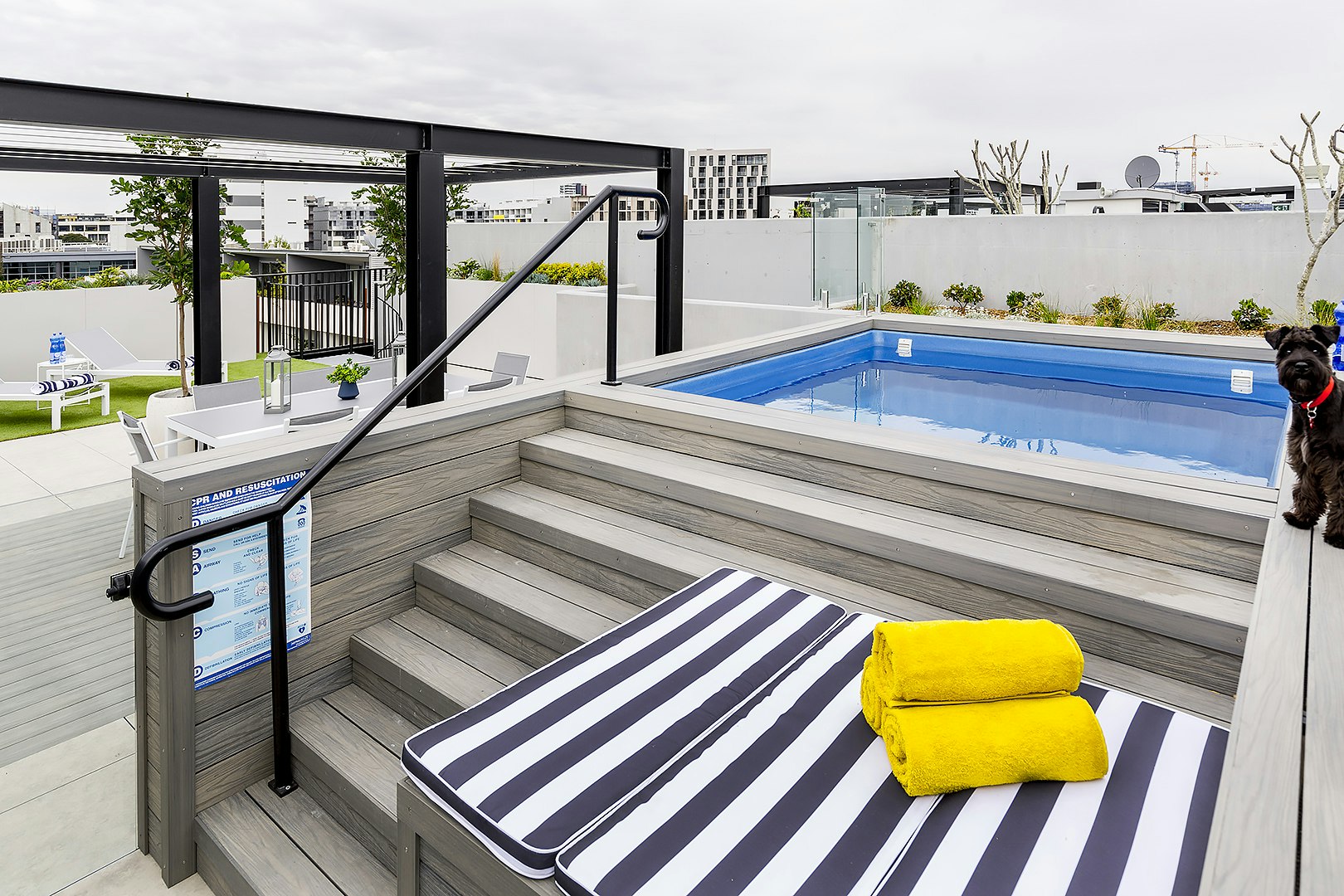 pool