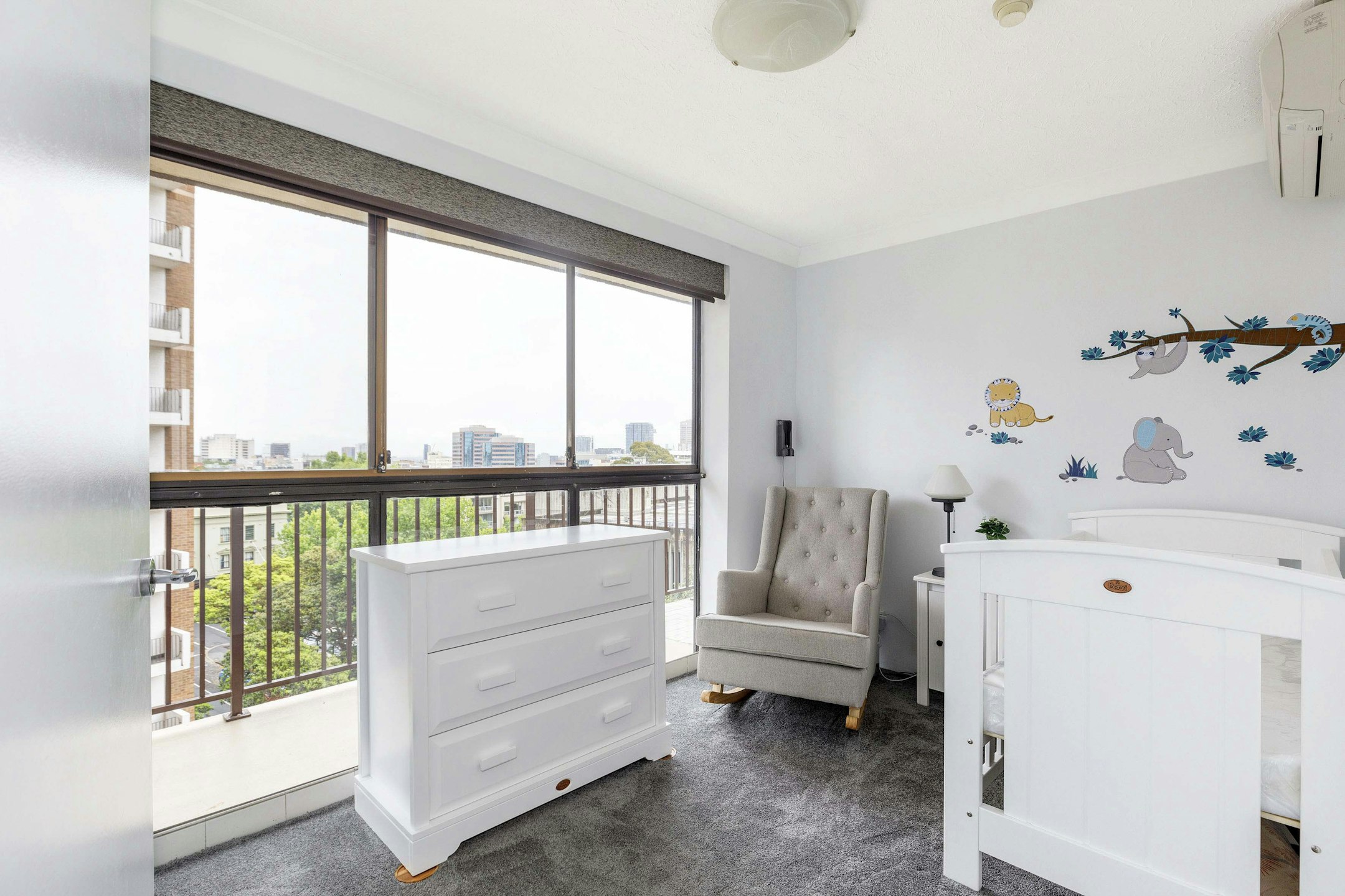 crib