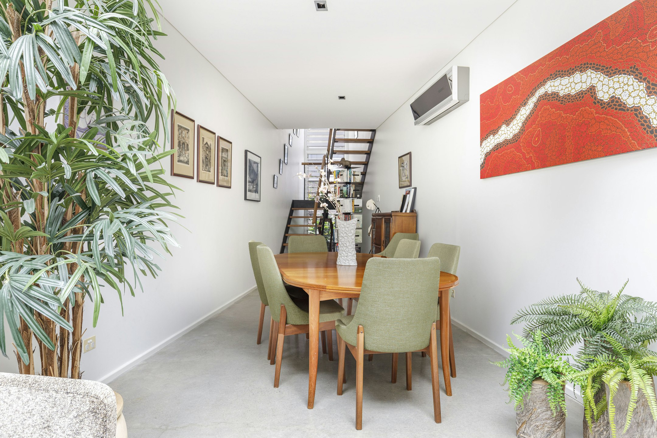 dining room