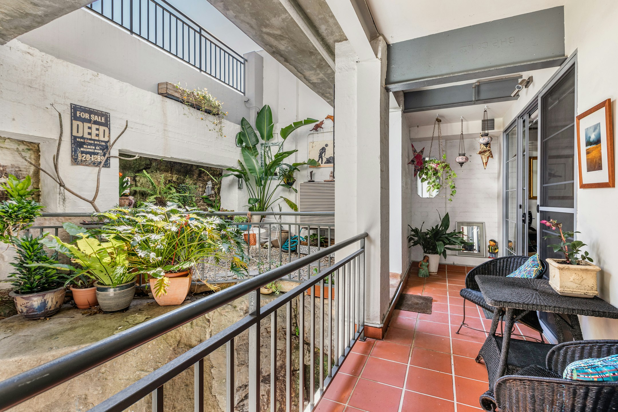 balcony