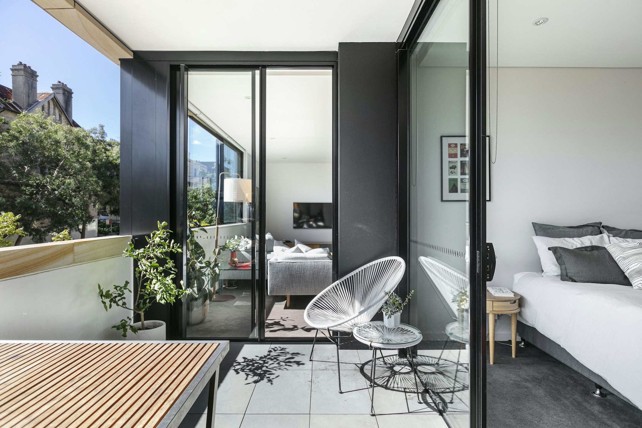 balcony